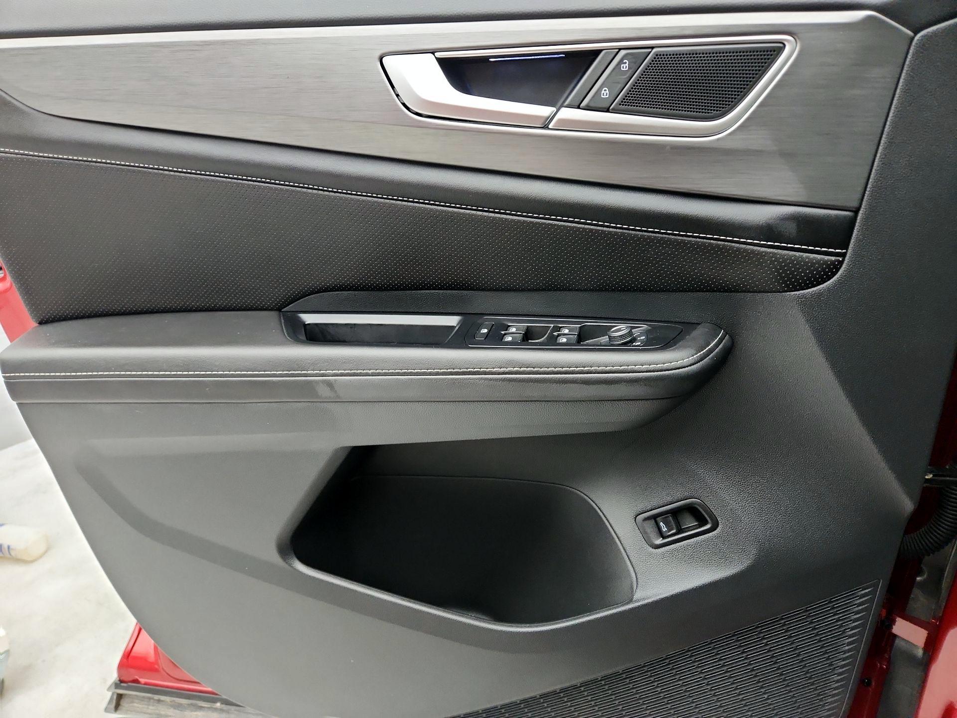 Thumbnail: 2024 Volkswagen Atlas - 12