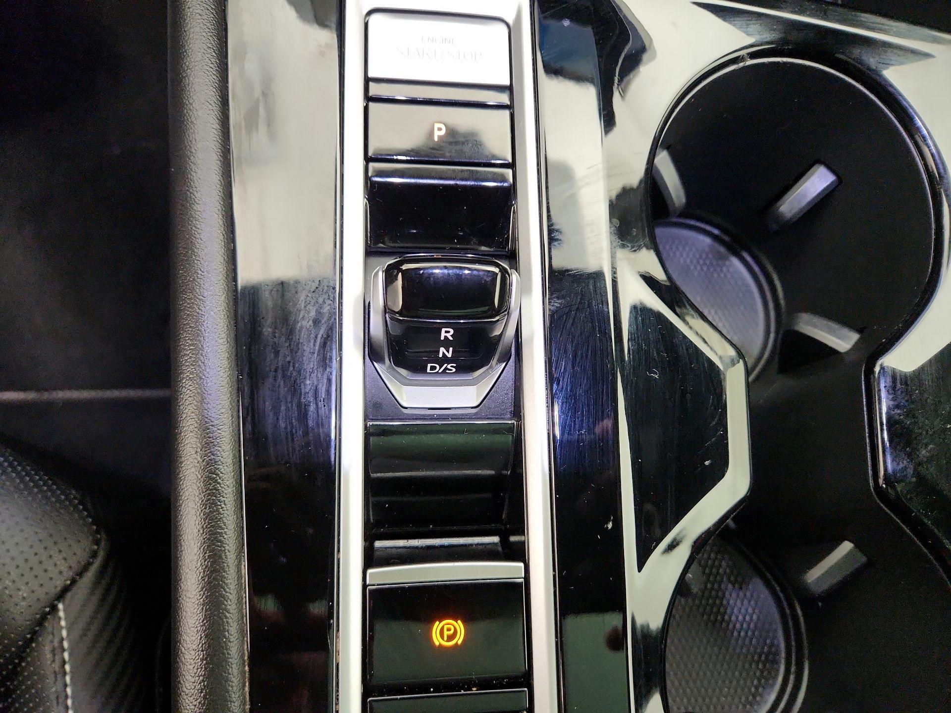 Thumbnail: 2024 Volkswagen Atlas - 17