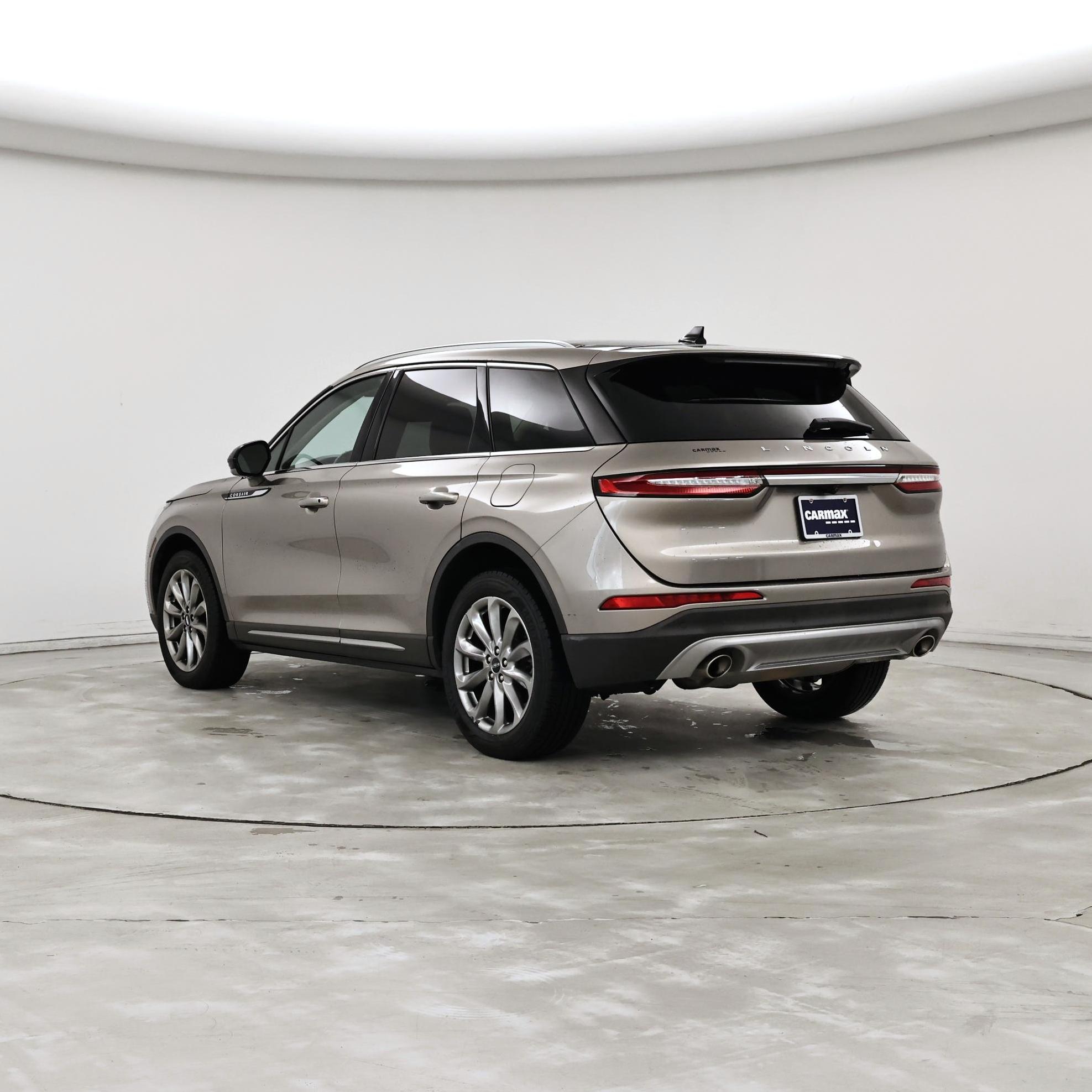 Thumbnail: 2021 Lincoln Corsair - 2