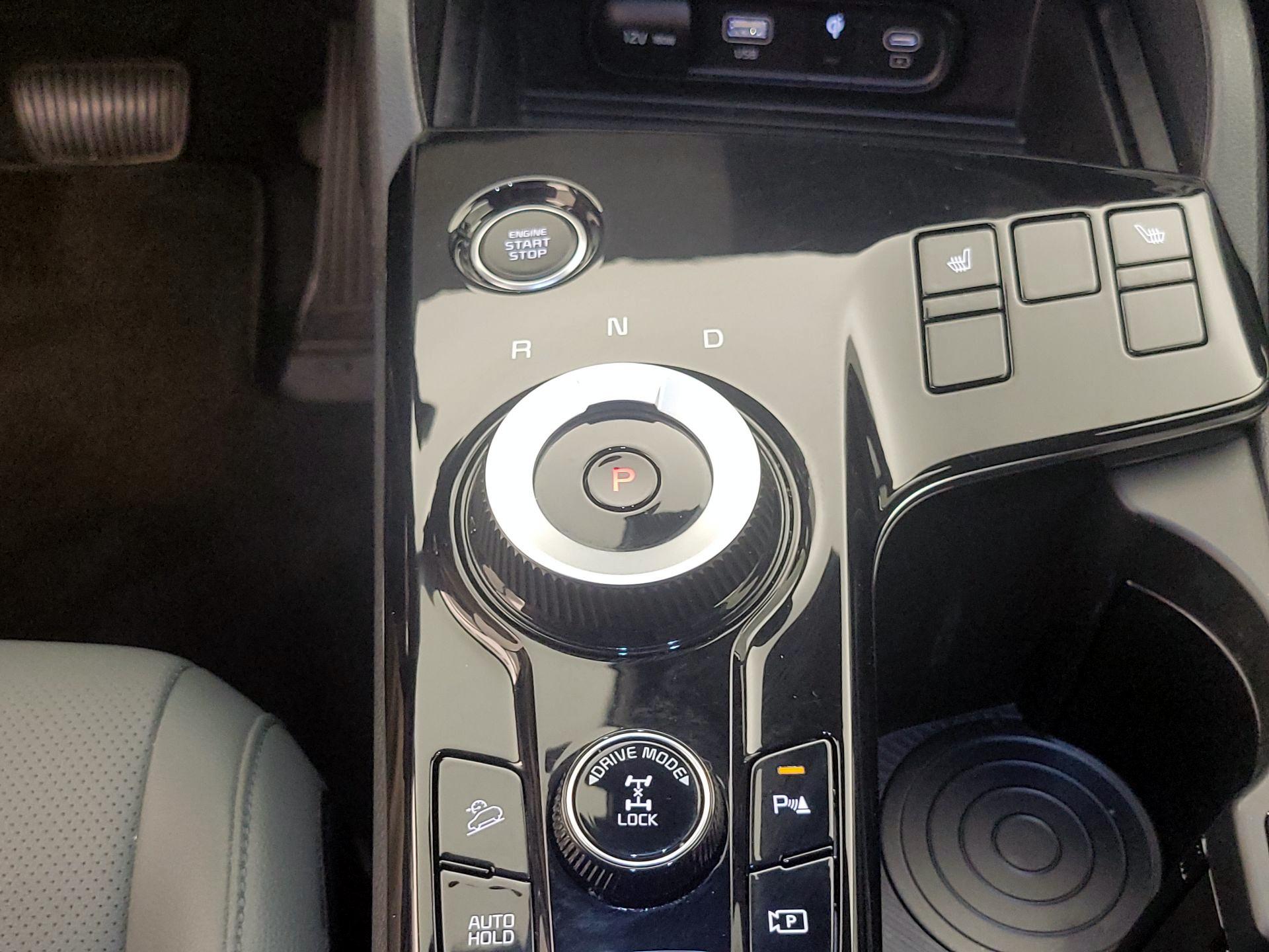 Thumbnail: 2023 Kia Sportage - 18