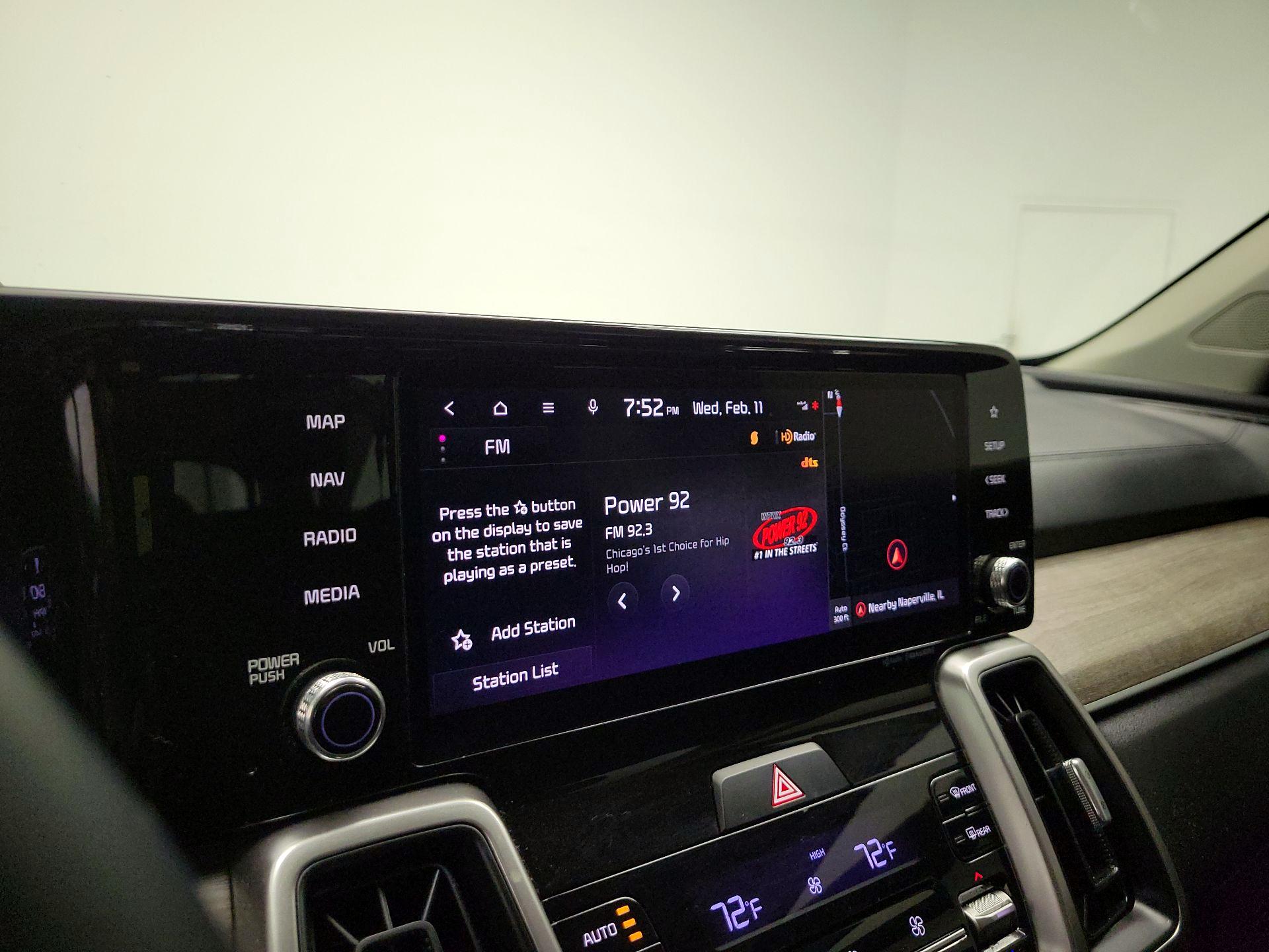 Thumbnail: 2023 Kia Sorento - 16