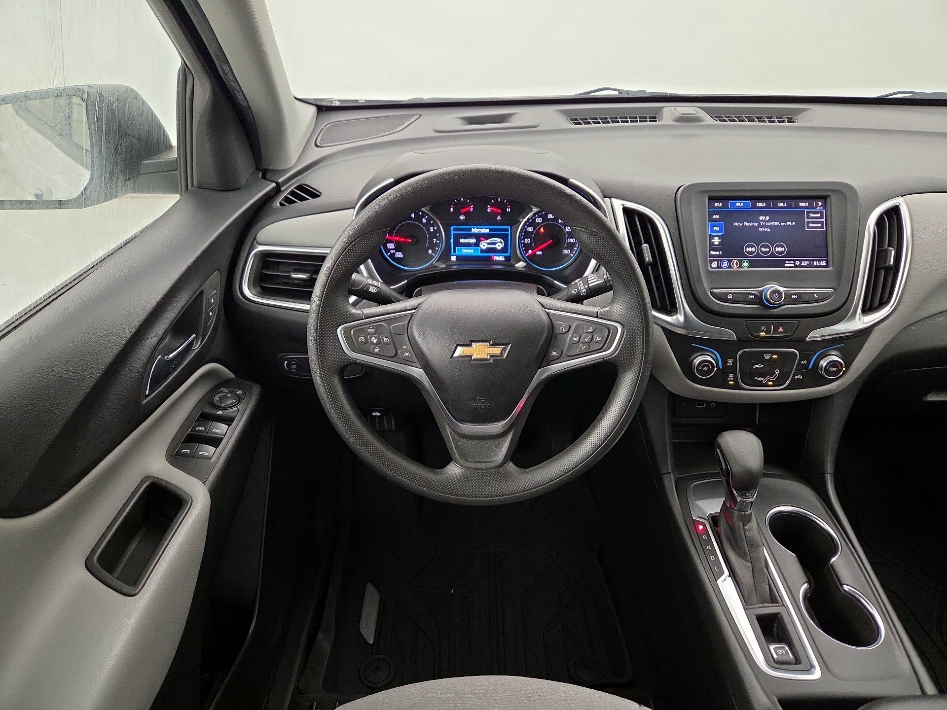 Thumbnail: 2022 Chevrolet Equinox - 10