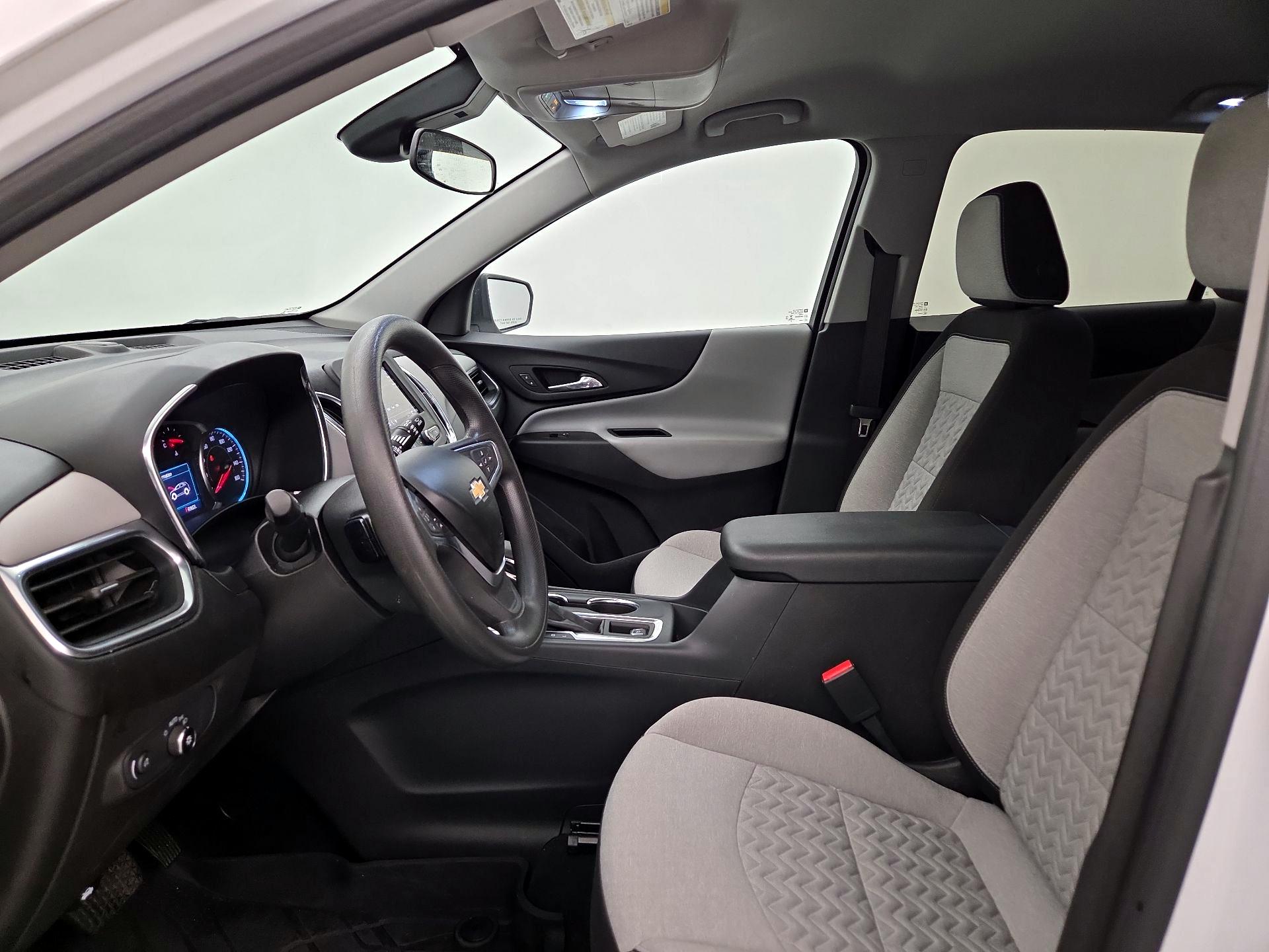 Thumbnail: 2022 Chevrolet Equinox - 11