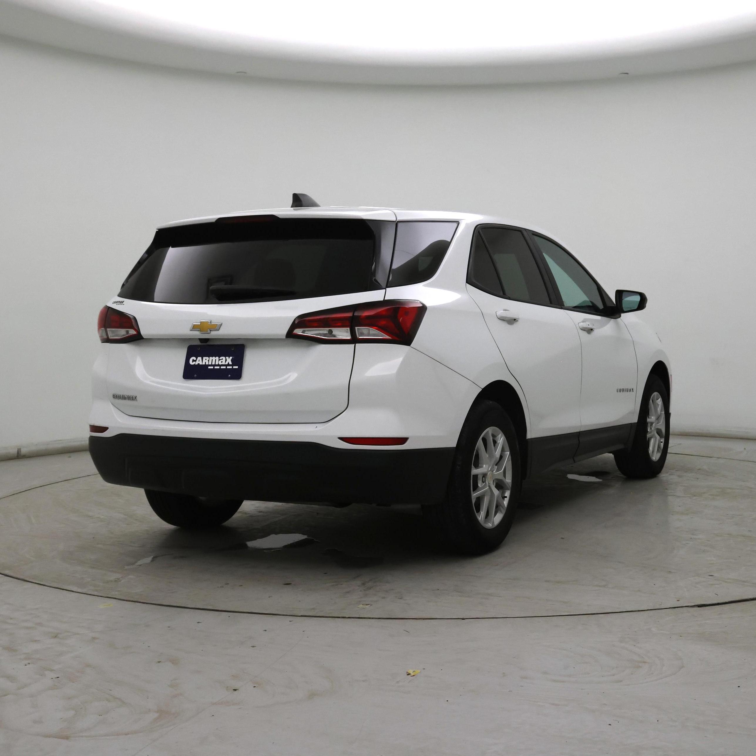 Thumbnail: 2022 Chevrolet Equinox - 8