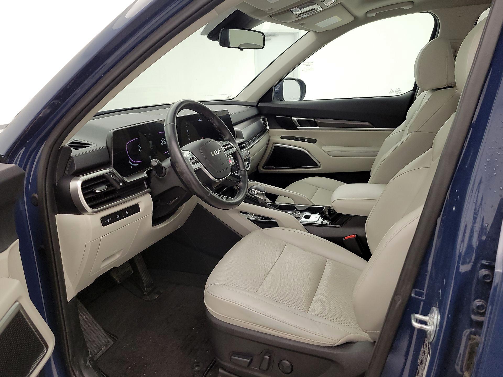 Thumbnail: 2023 Kia Telluride - 11