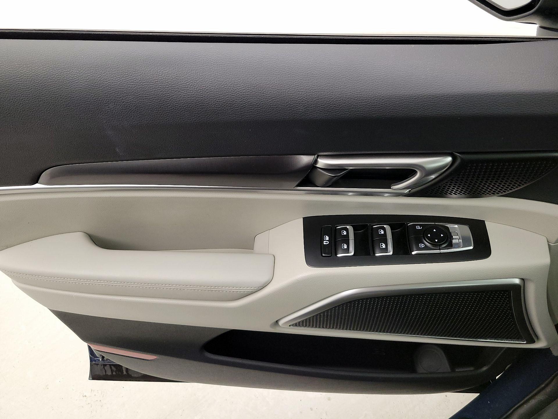 Thumbnail: 2023 Kia Telluride - 12