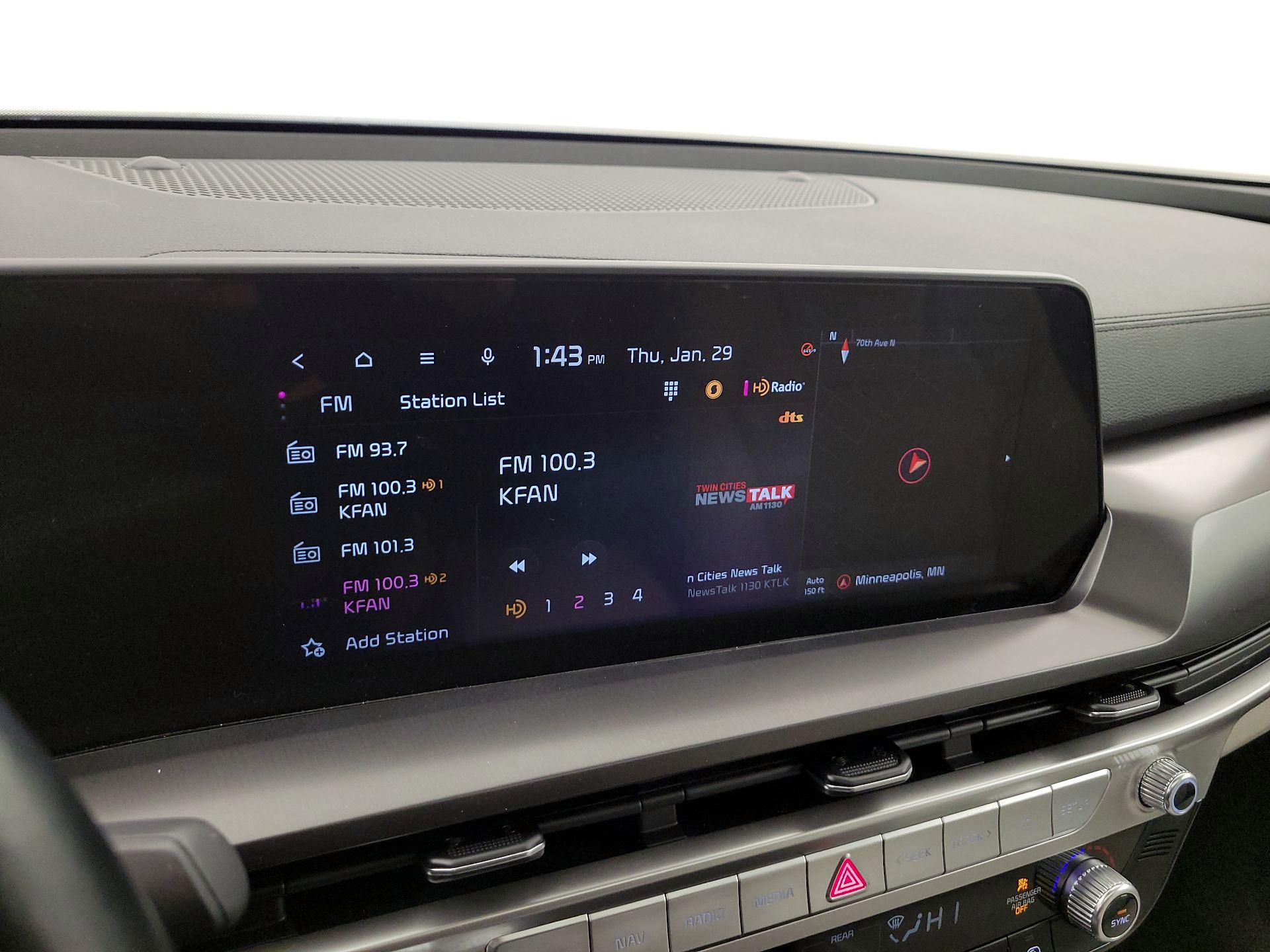 Thumbnail: 2023 Kia Telluride - 16