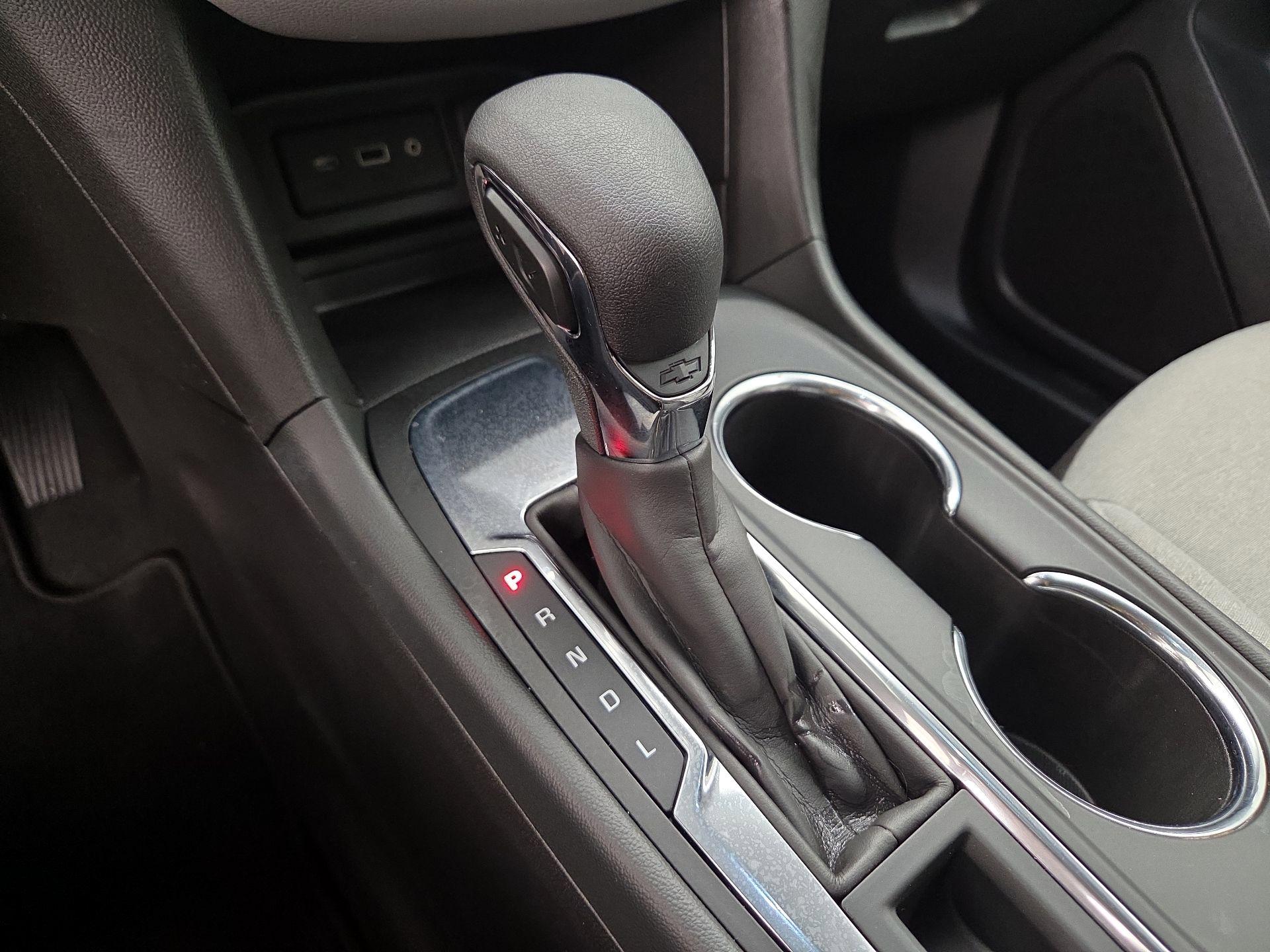 Thumbnail: 2023 Chevrolet Equinox - 17