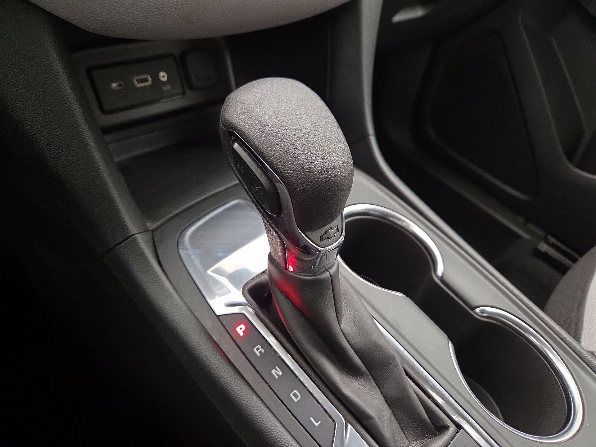 Thumbnail: 2023 Chevrolet Equinox - 17