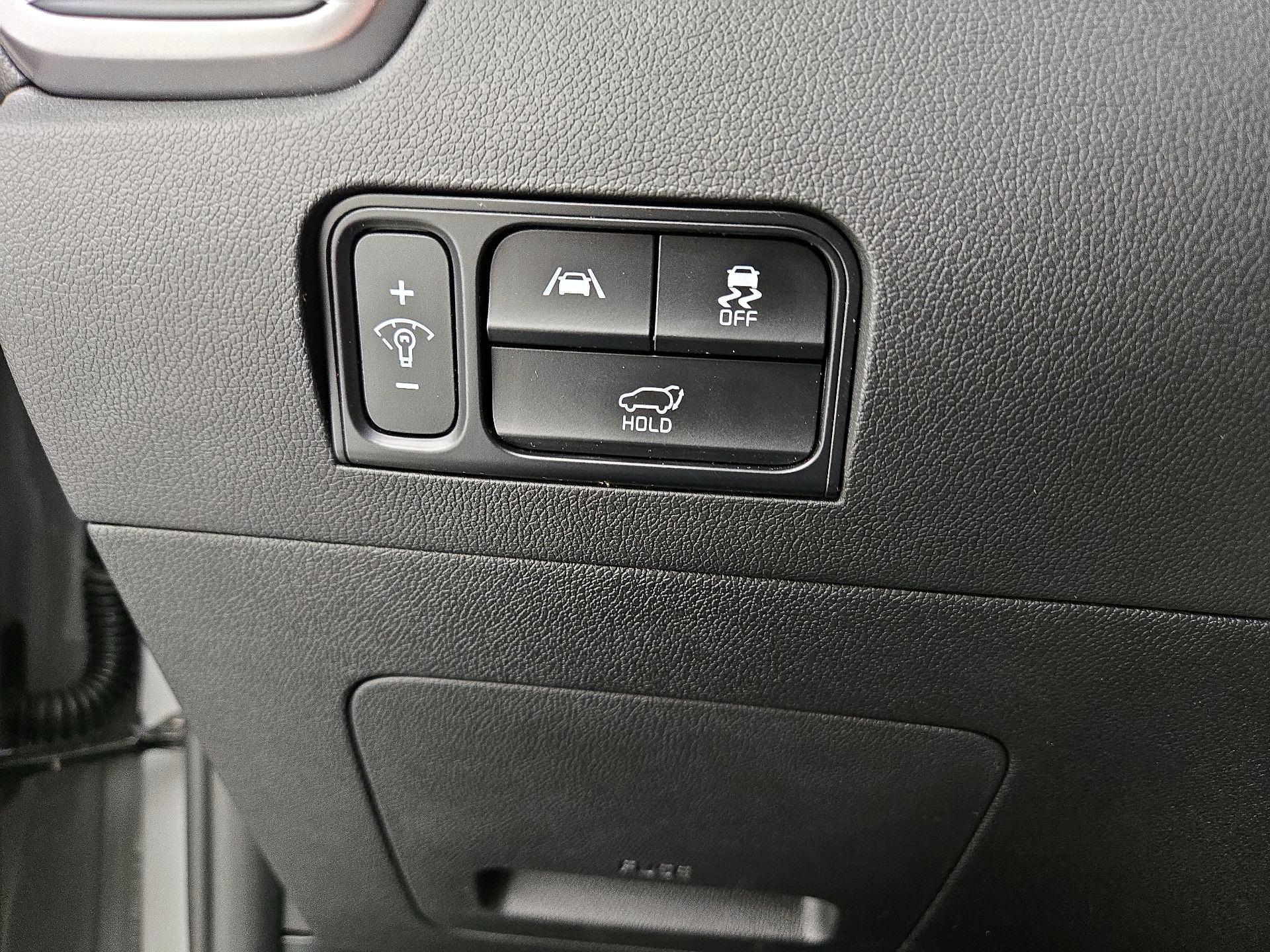 Thumbnail: 2023 Kia Sorento - 13