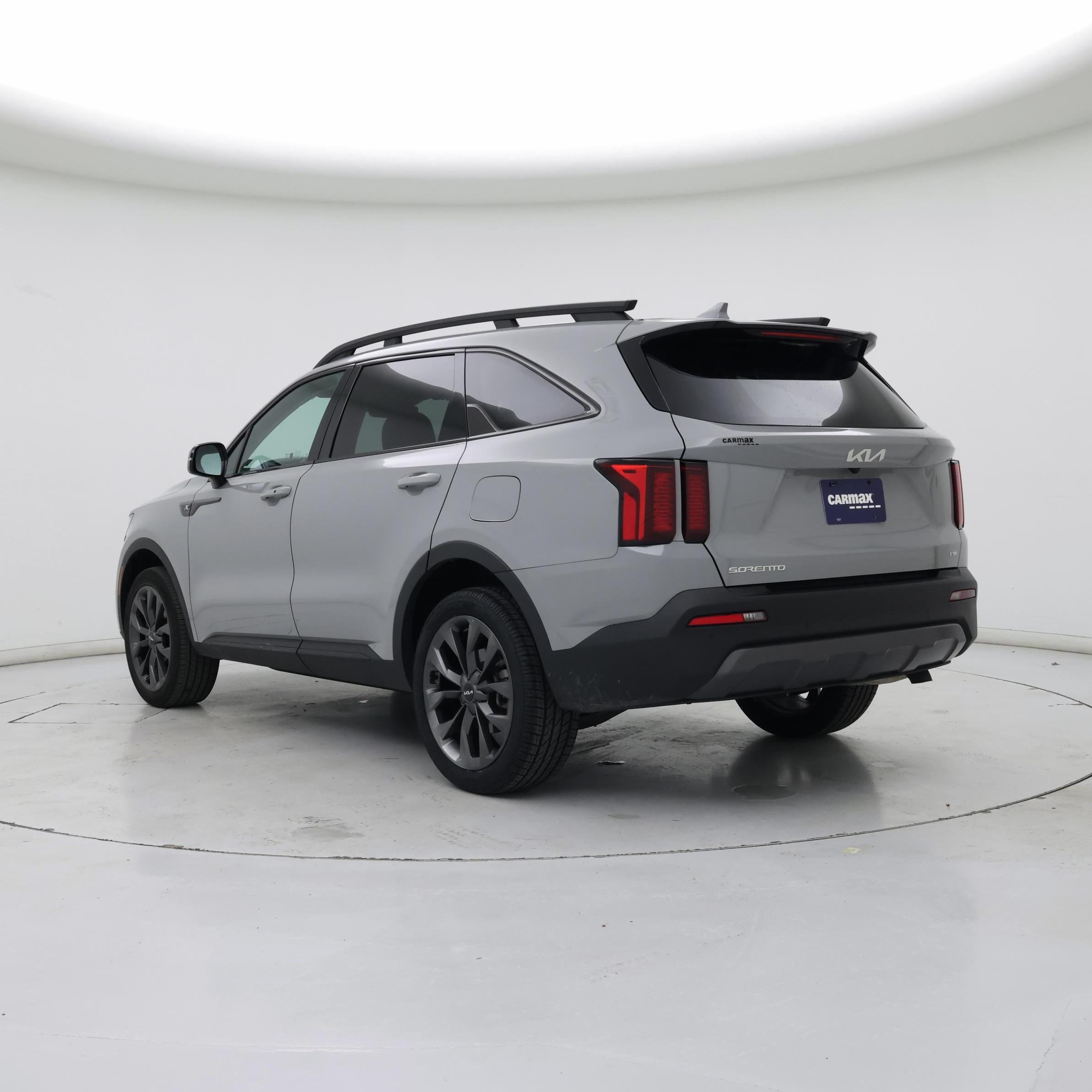 Thumbnail: 2023 Kia Sorento - 2