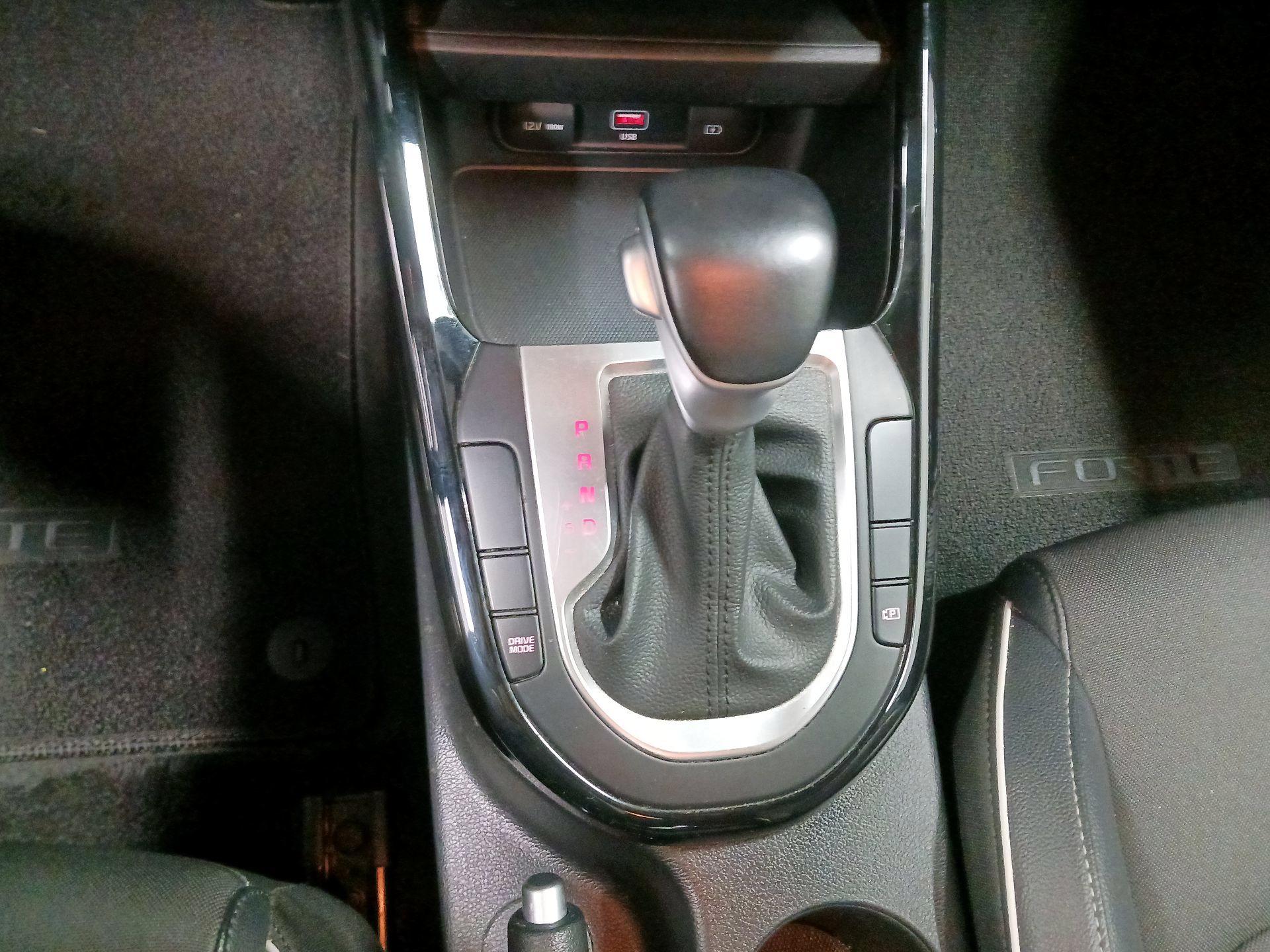 Thumbnail: 2023 Kia Forte - 16