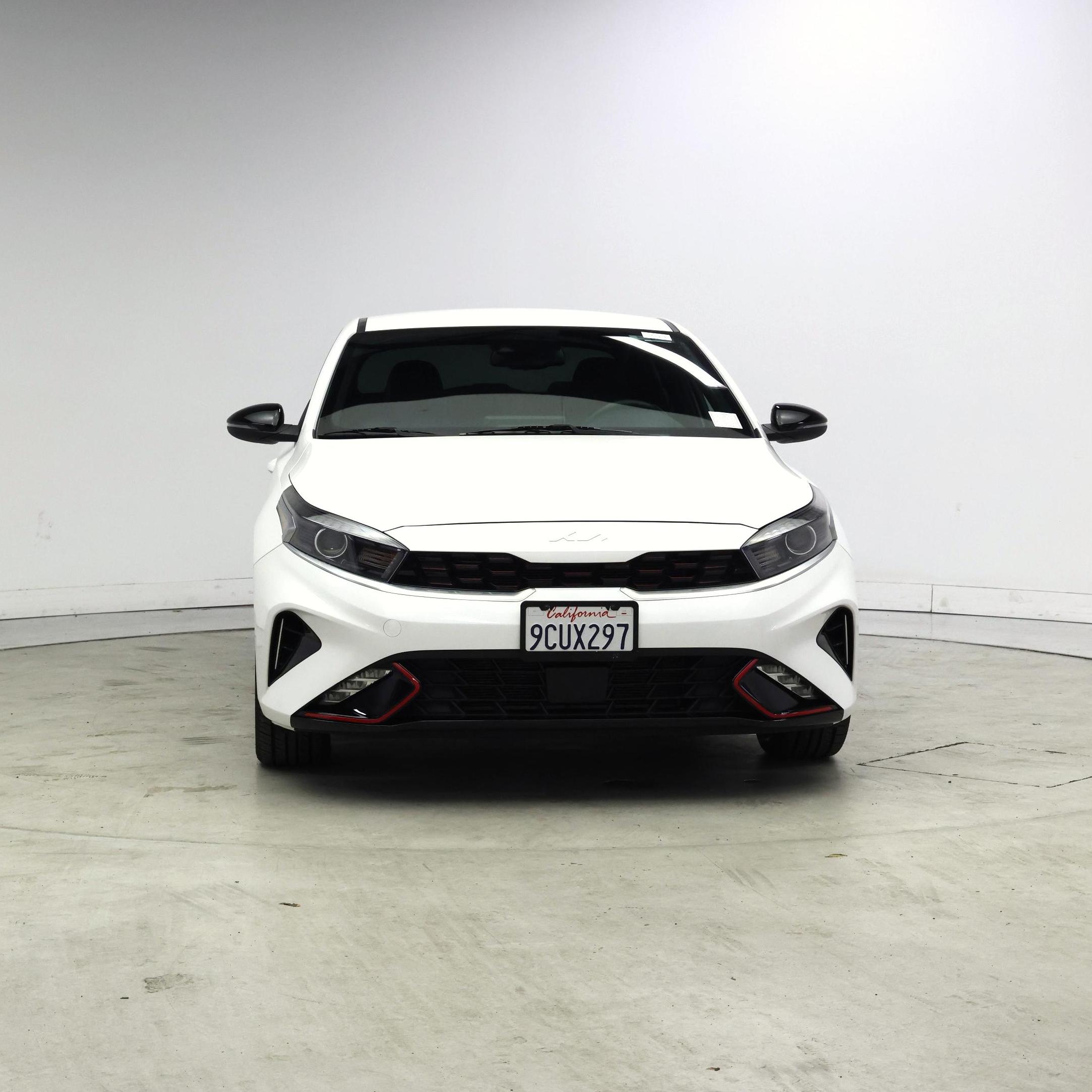 Thumbnail: 2023 Kia Forte - 5