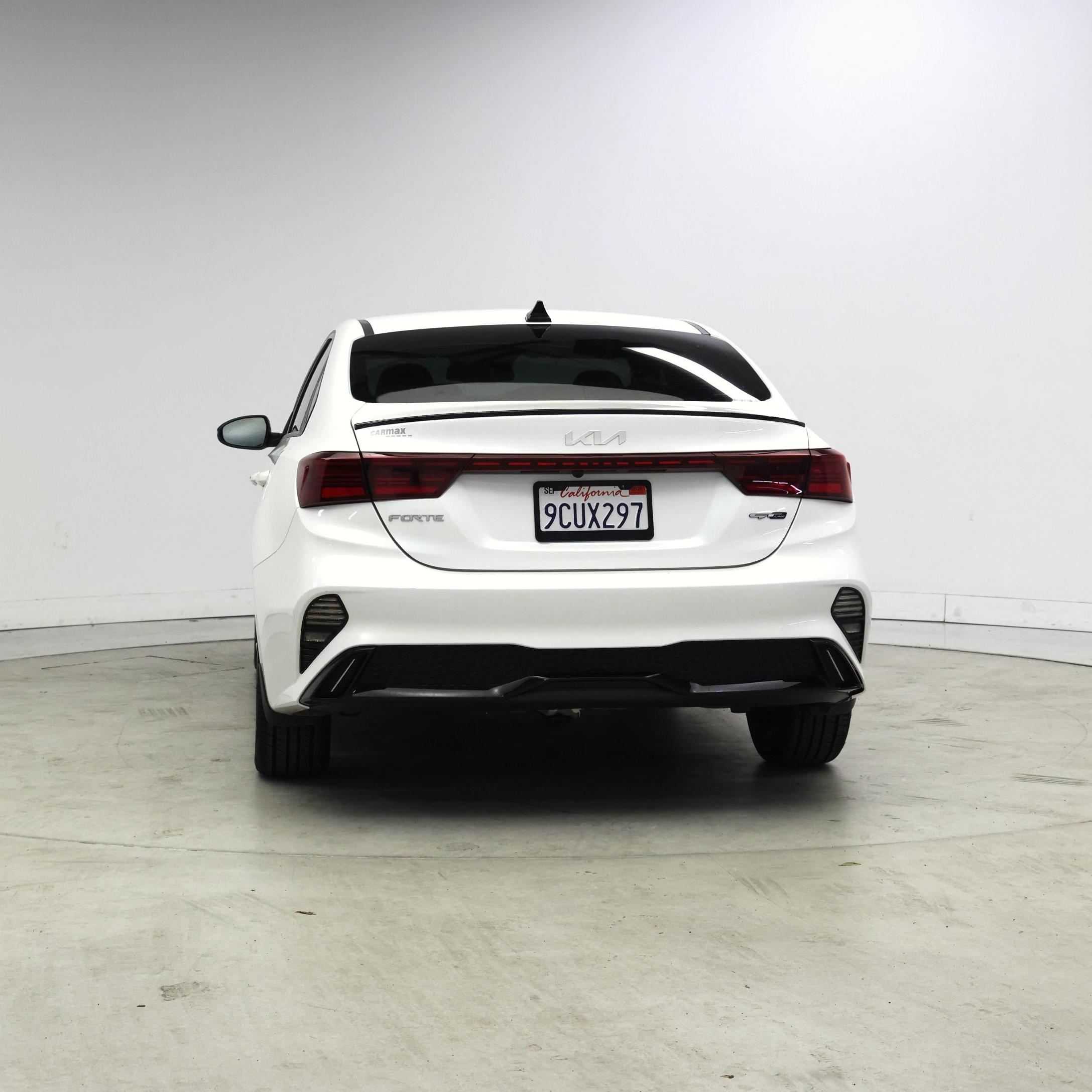 Thumbnail: 2023 Kia Forte - 6