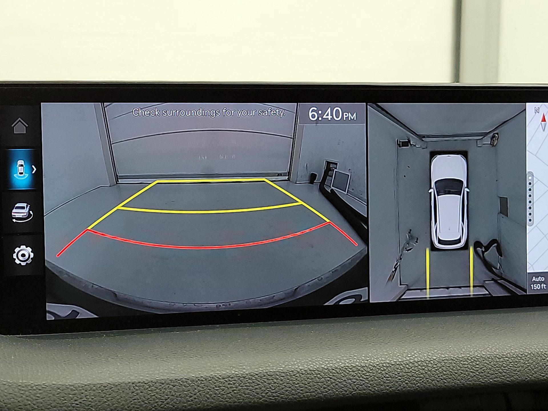 Thumbnail: 2023 Genesis GV70 - 15