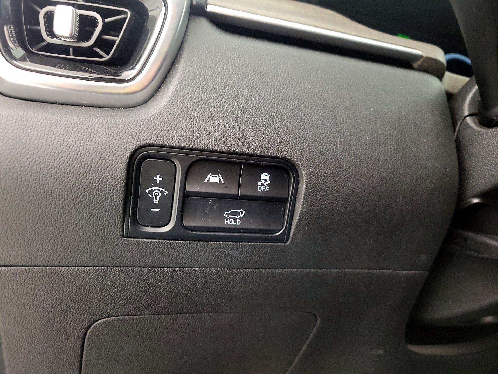 Thumbnail: 2022 Kia Sorento - 13