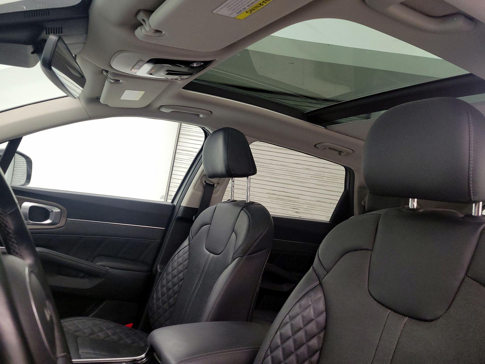 Thumbnail: 2022 Kia Sorento - 20