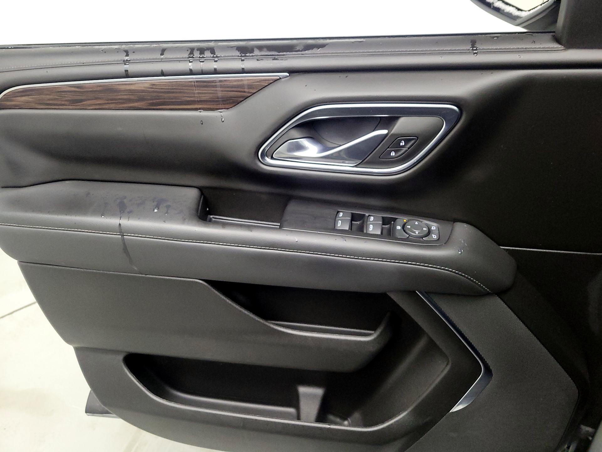 Thumbnail: 2023 Chevrolet Suburban - 12