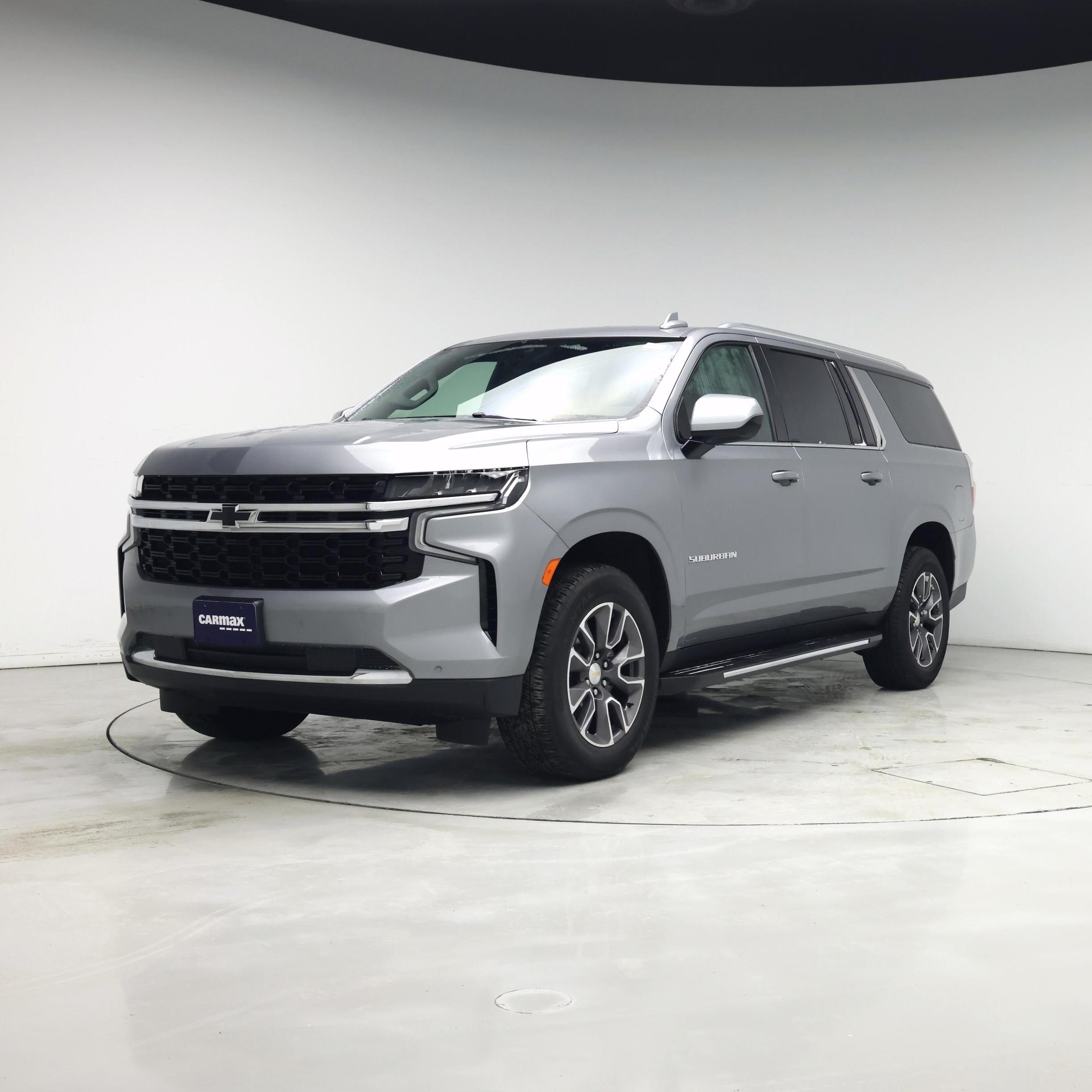 Thumbnail: 2023 Chevrolet Suburban - 4