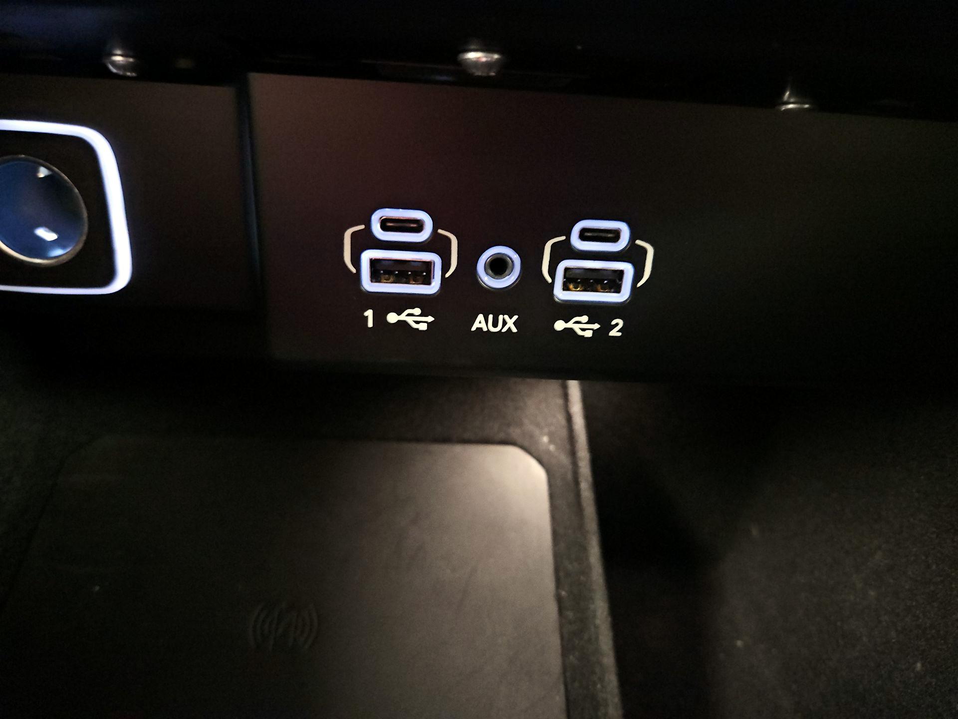 Thumbnail: 2024 Jeep Wagoneer - 19