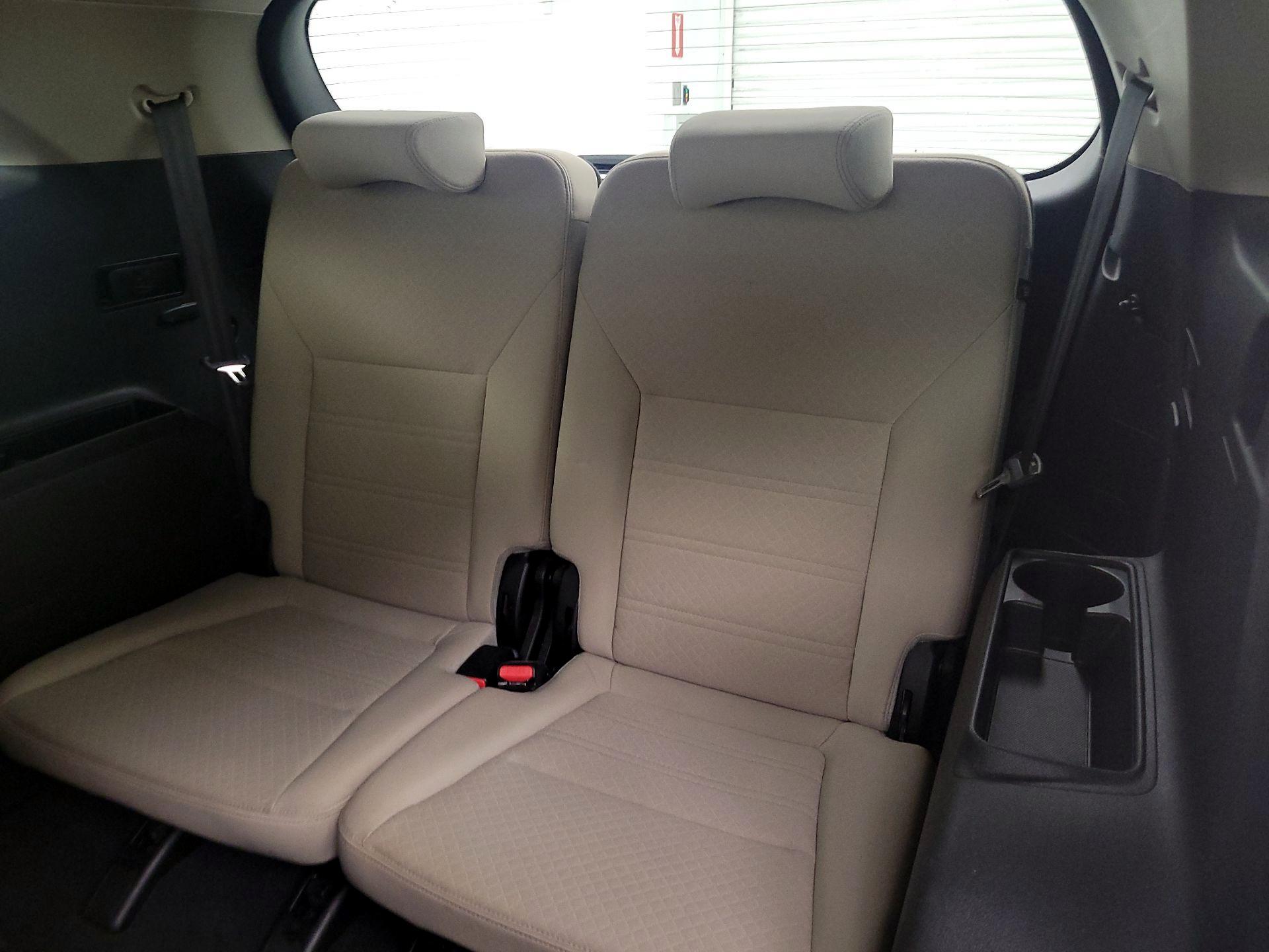 Thumbnail: 2019 Kia Sorento - 20