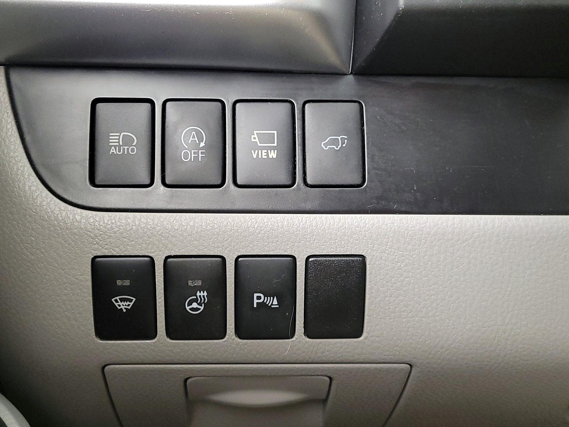 Thumbnail: 2018 Toyota Highlander - 13