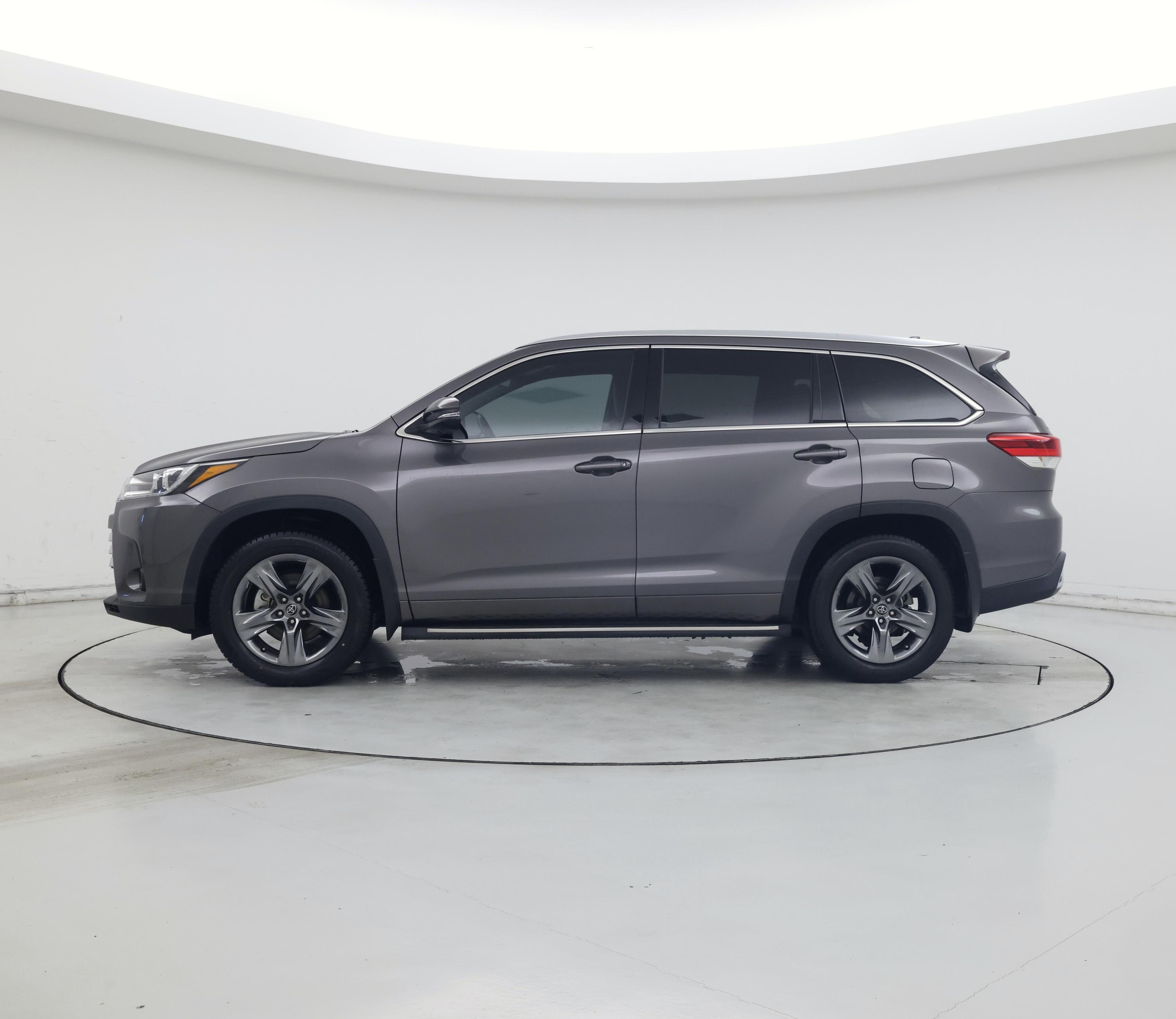 Thumbnail: 2018 Toyota Highlander - 3