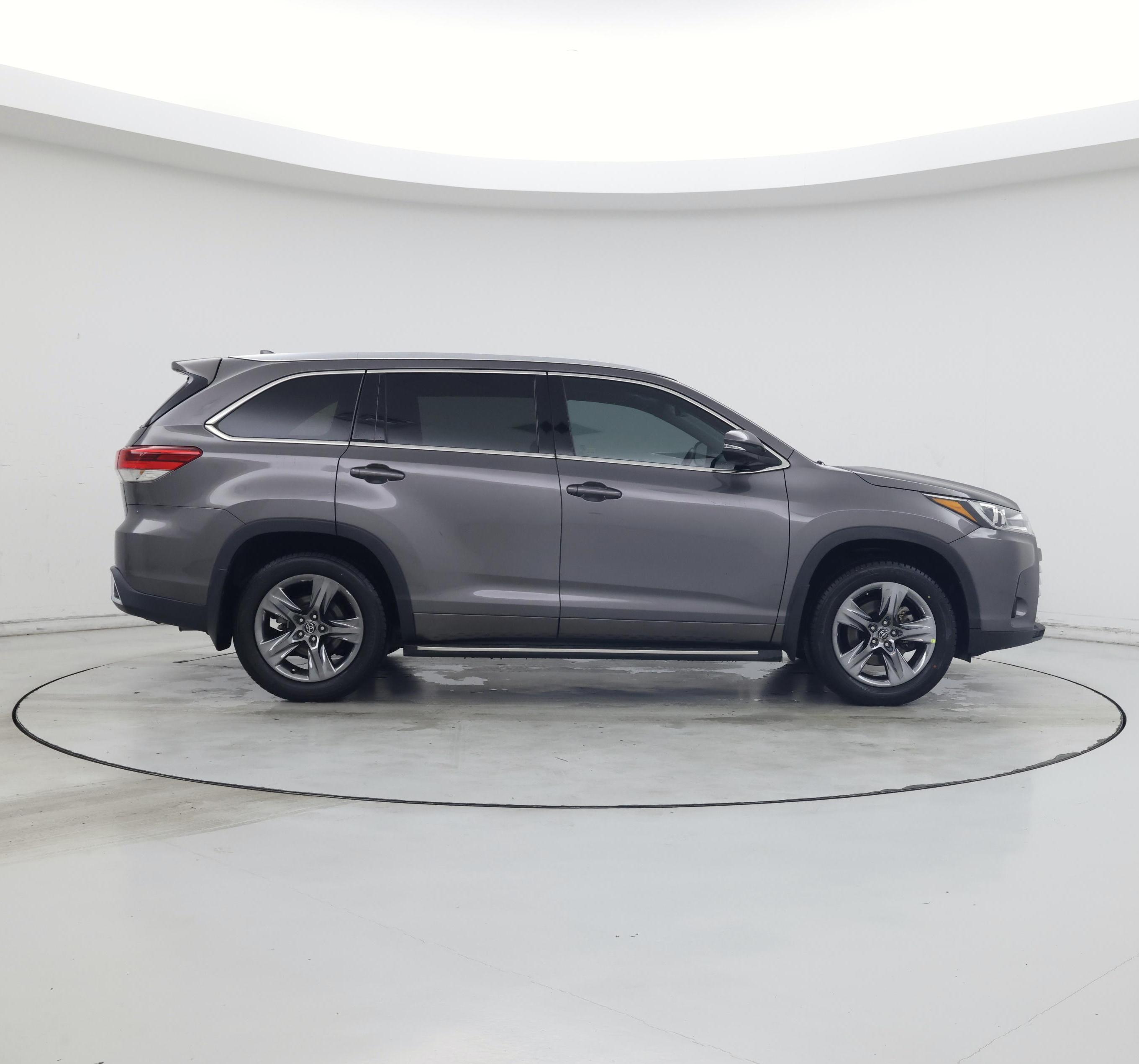 Thumbnail: 2018 Toyota Highlander - 7