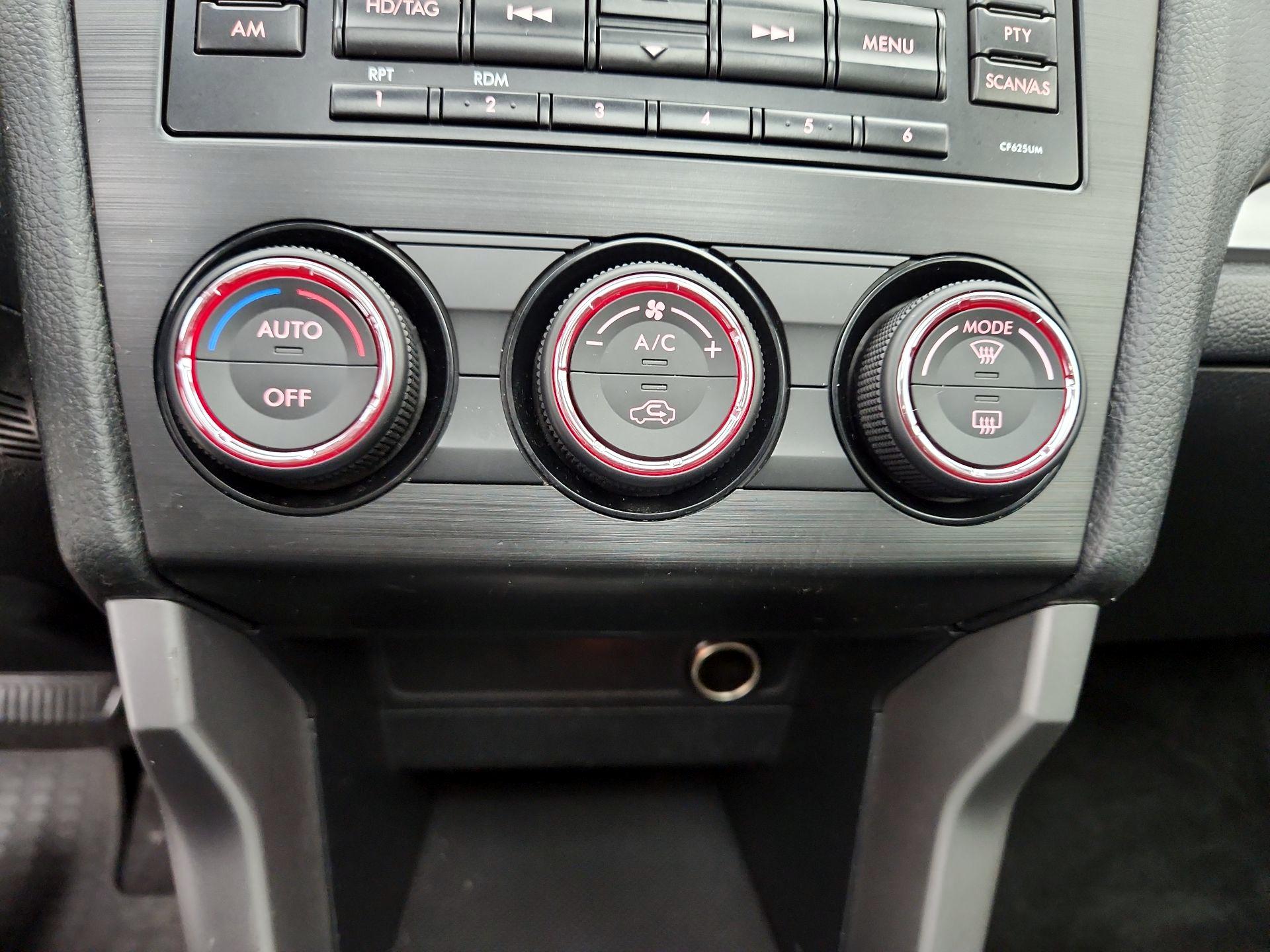 Thumbnail: 2015 Subaru Forester - 16