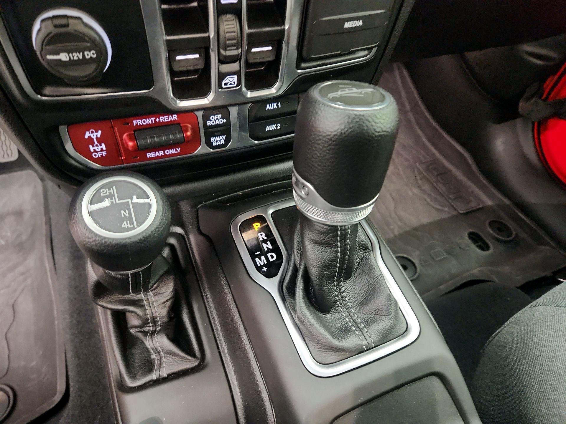 Thumbnail: 2024 Jeep Gladiator - 18