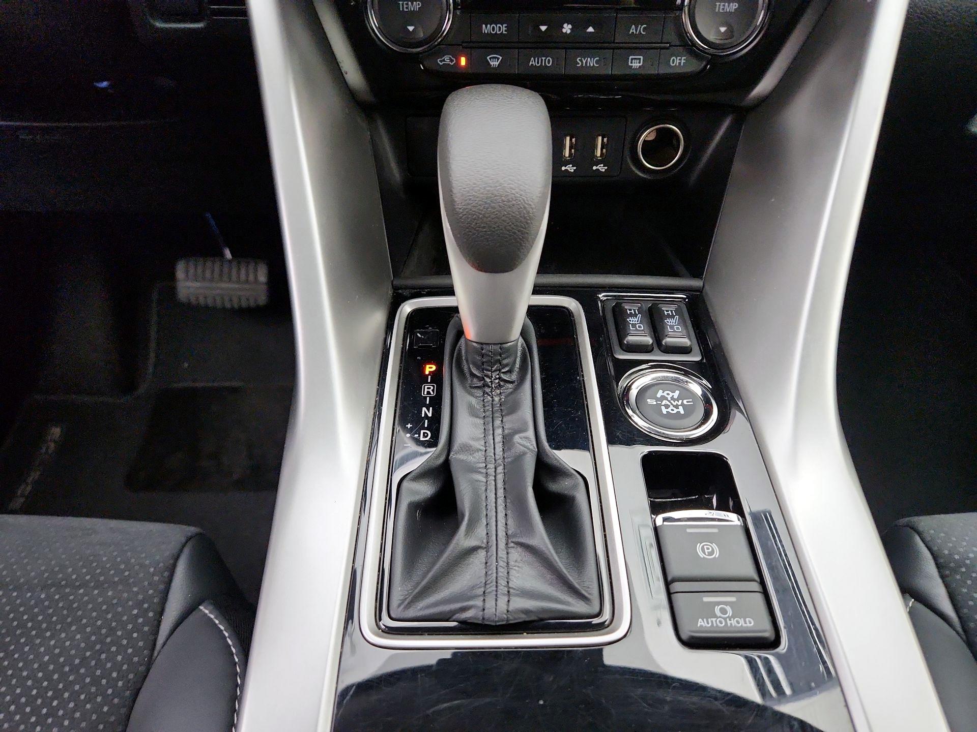 Thumbnail: 2025 Mitsubishi Eclipse Cross - 18