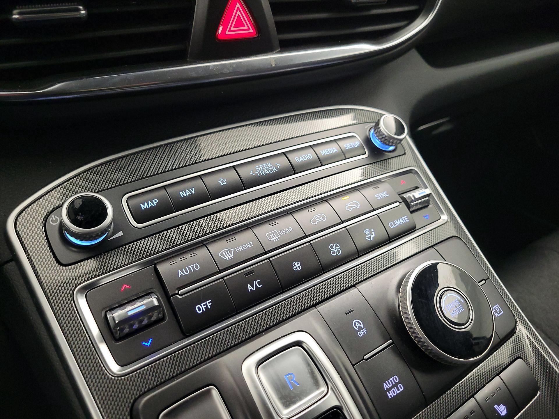 Thumbnail: 2023 Hyundai Santa Fe - 16