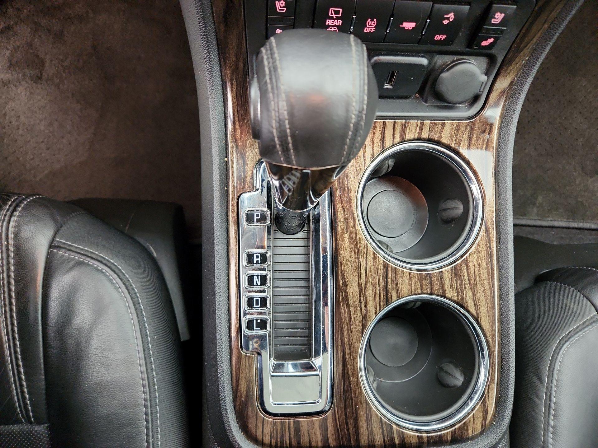 Thumbnail: 2015 GMC Acadia - 18