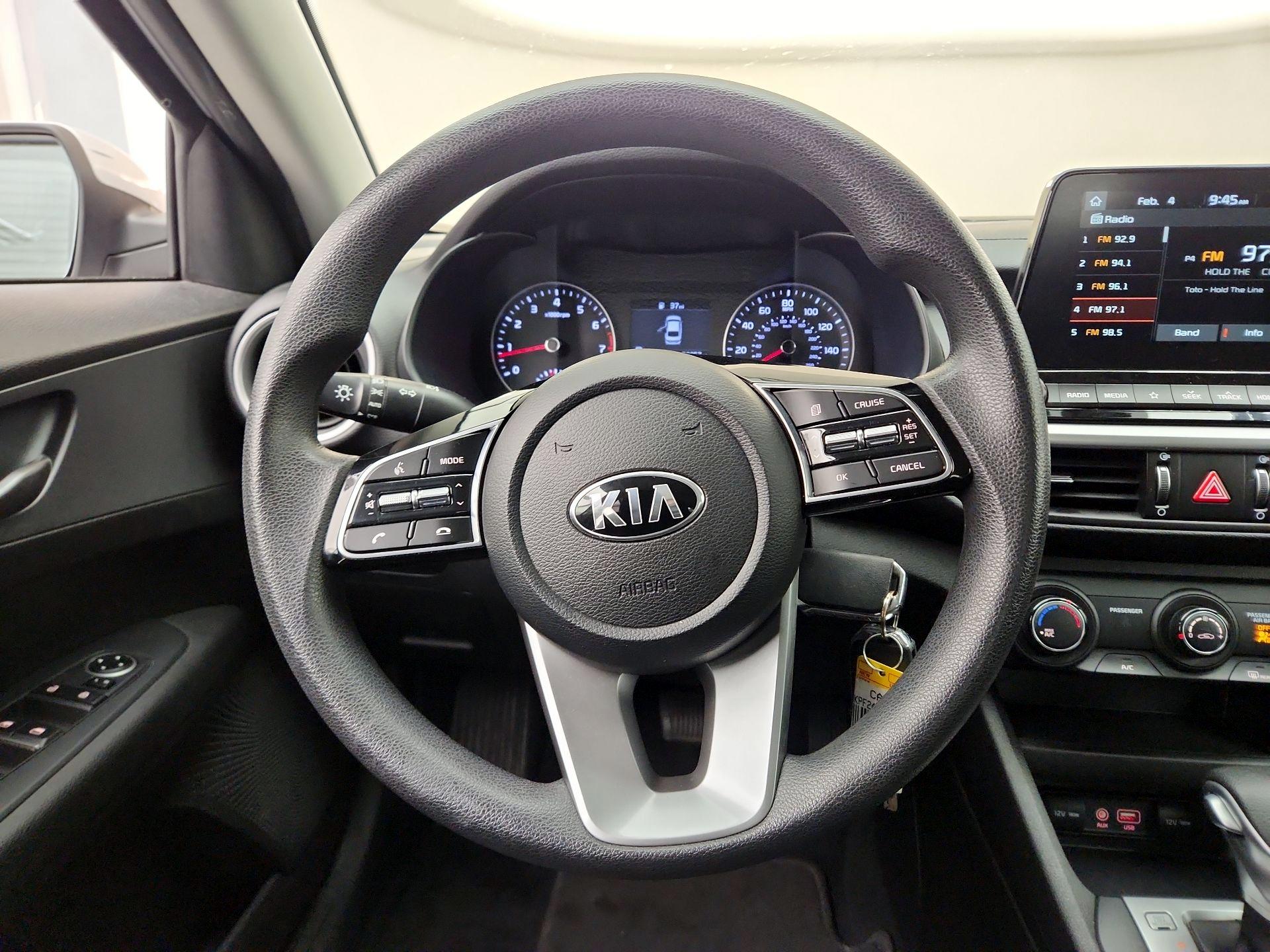 Thumbnail: 2021 Kia Forte - 10