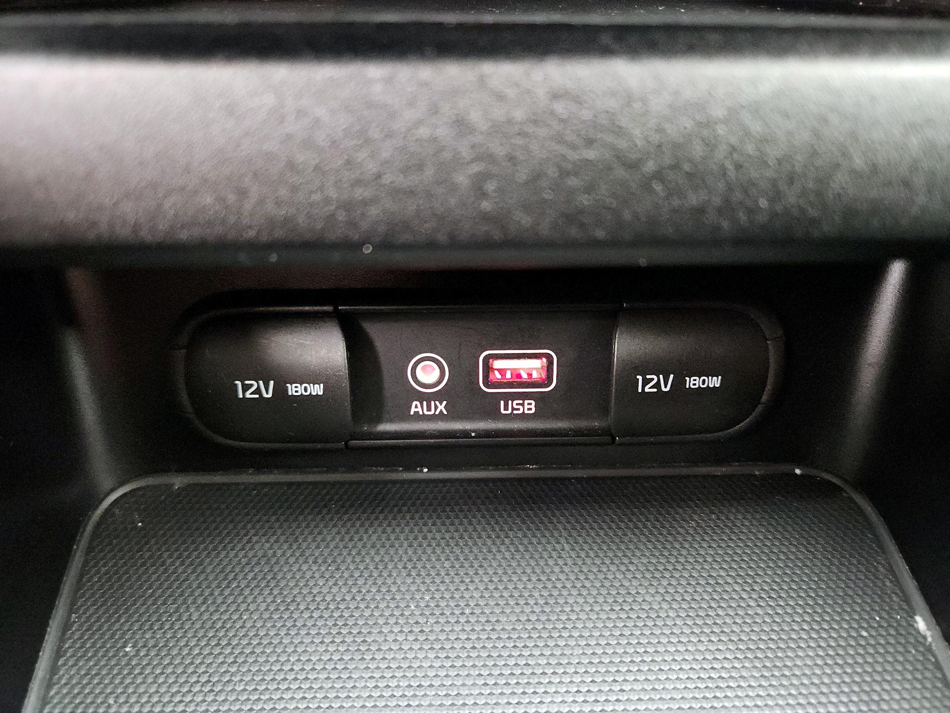 Thumbnail: 2021 Kia Forte - 18