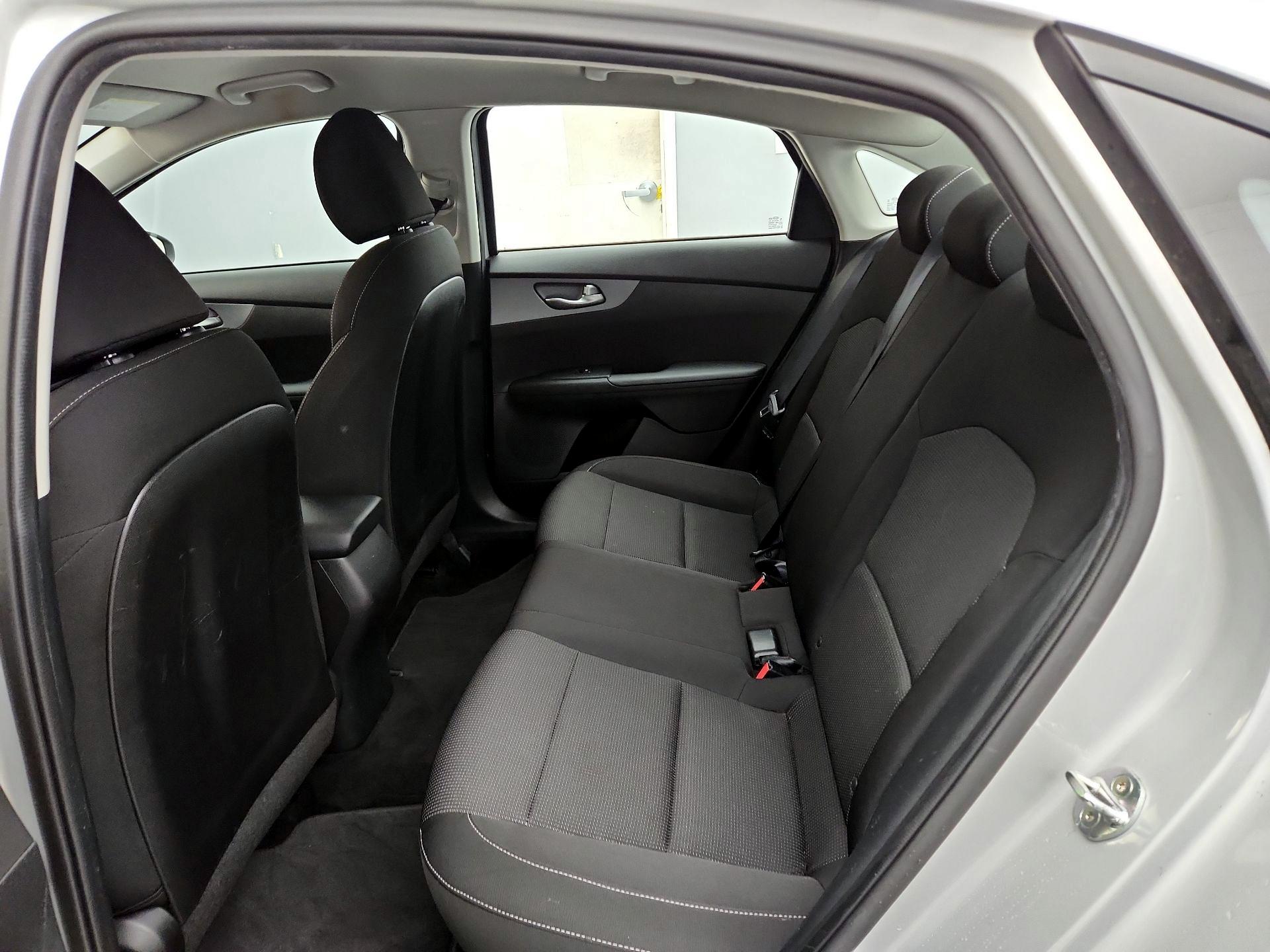 Thumbnail: 2021 Kia Forte - 19