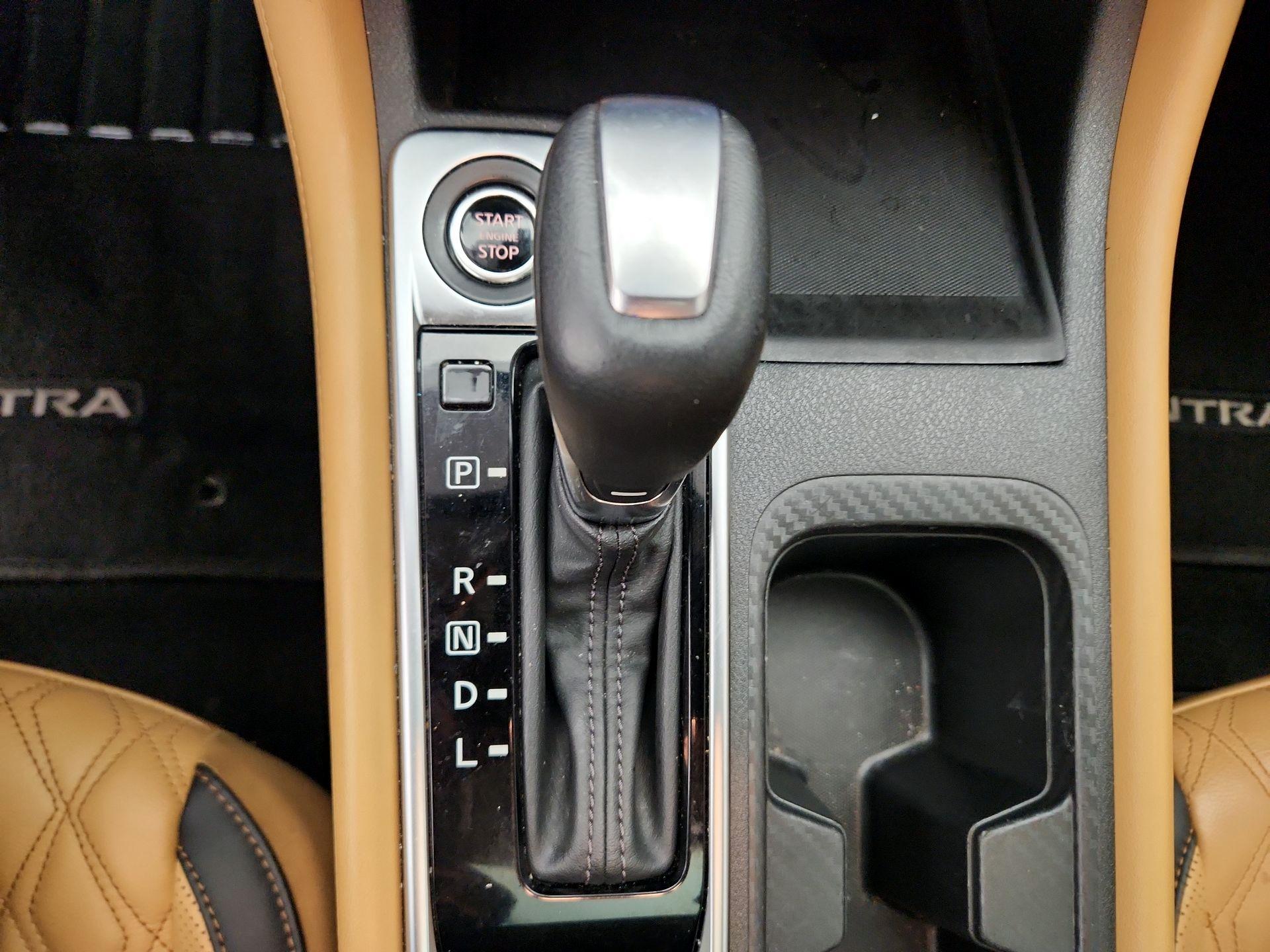 Thumbnail: 2022 Nissan Sentra - 17