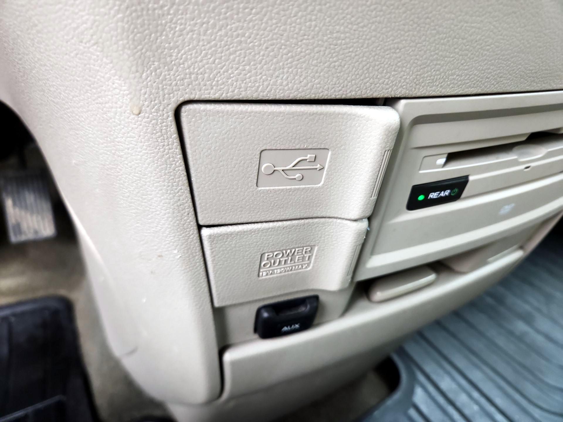 Thumbnail: 2016 Honda Odyssey - 18