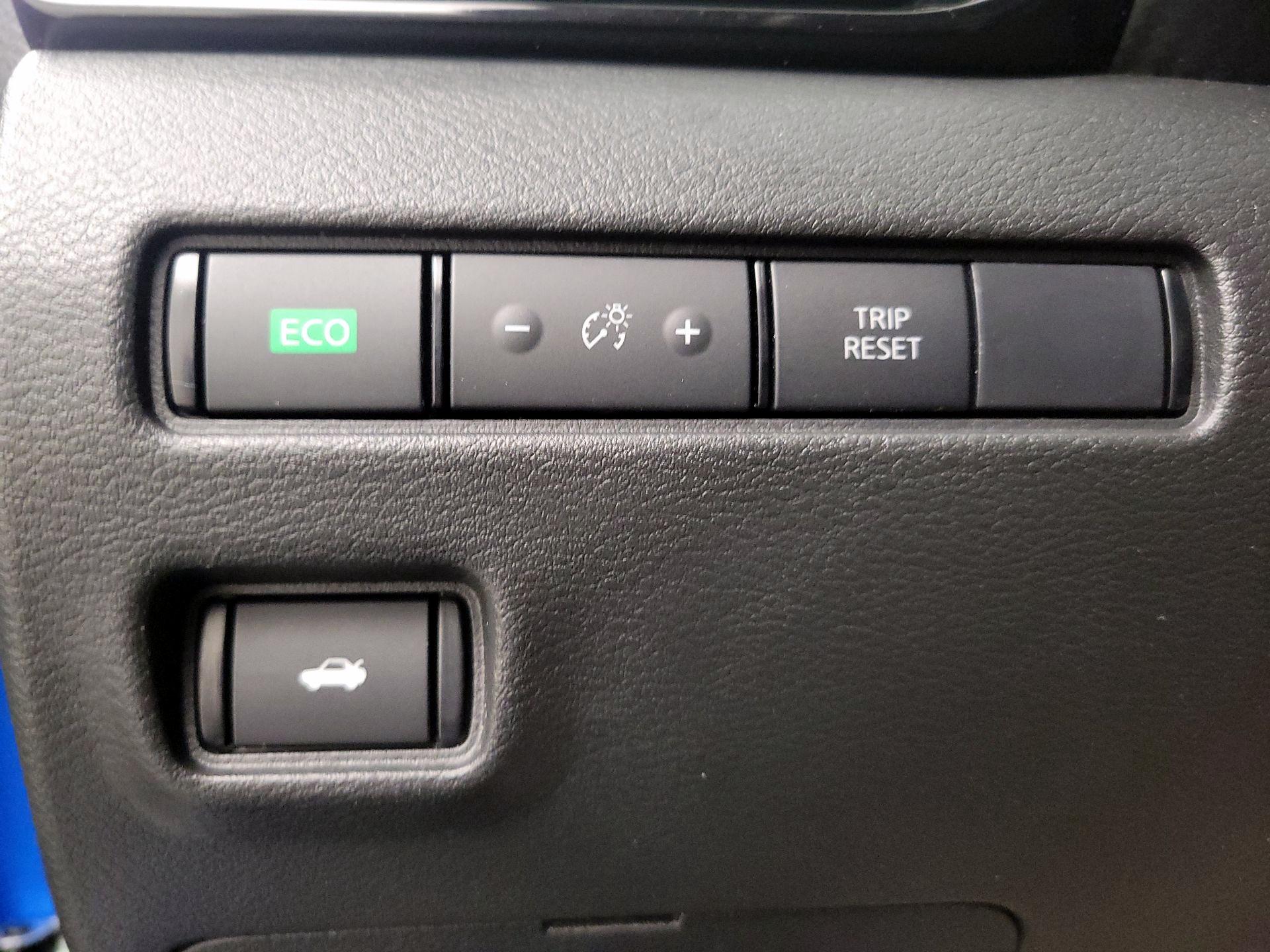 Thumbnail: 2023 Nissan Sentra - 13