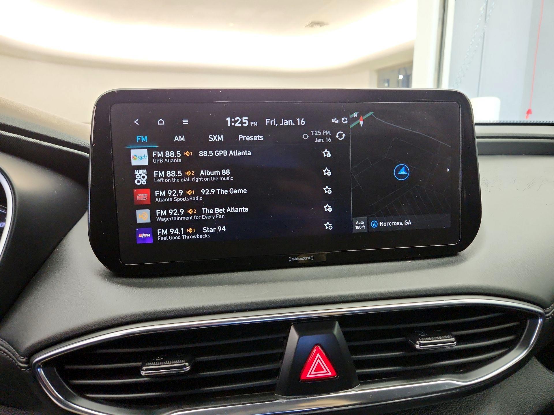 Thumbnail: 2023 Hyundai Santa Fe - 16