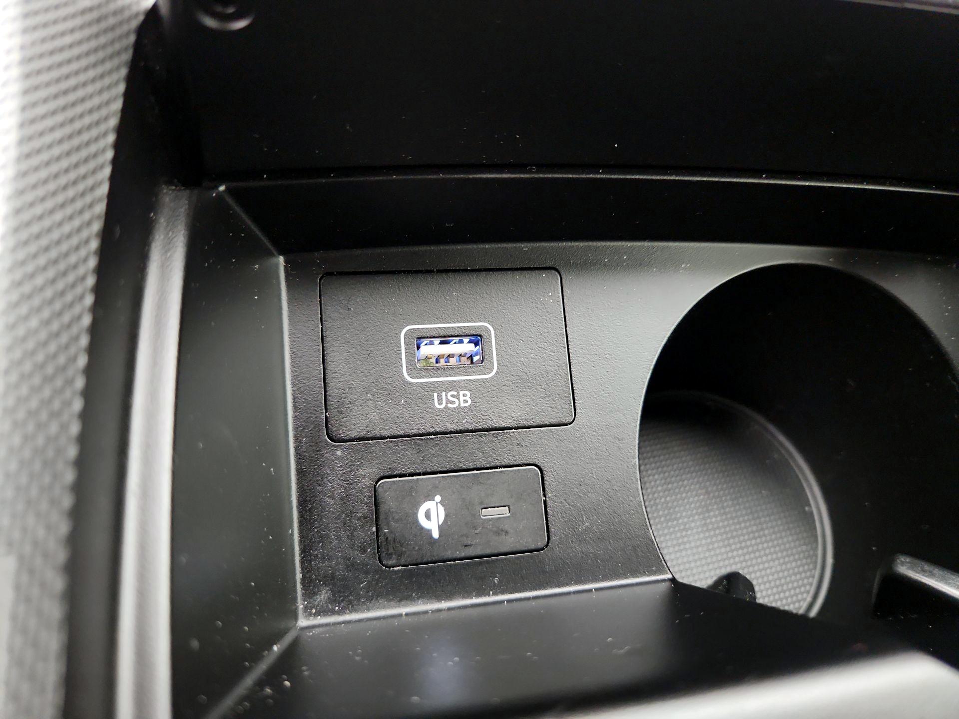 Thumbnail: 2023 Hyundai Santa Fe - 19