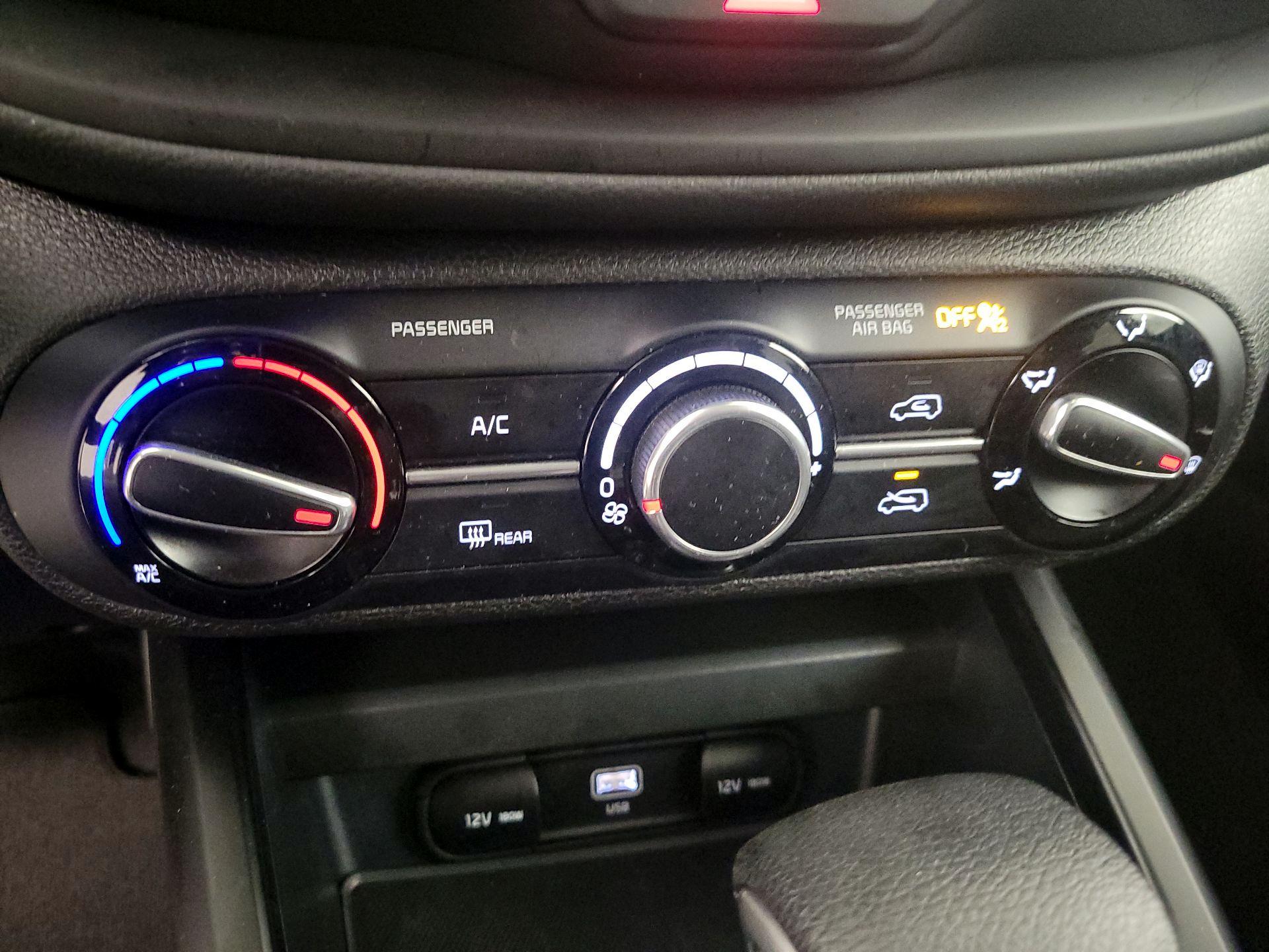 Thumbnail: 2024 Kia Soul - 16