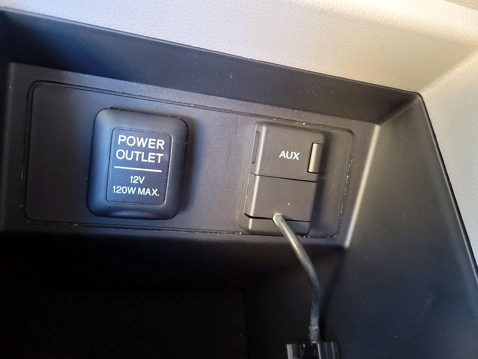 Thumbnail: 2014 Honda Pilot - 17