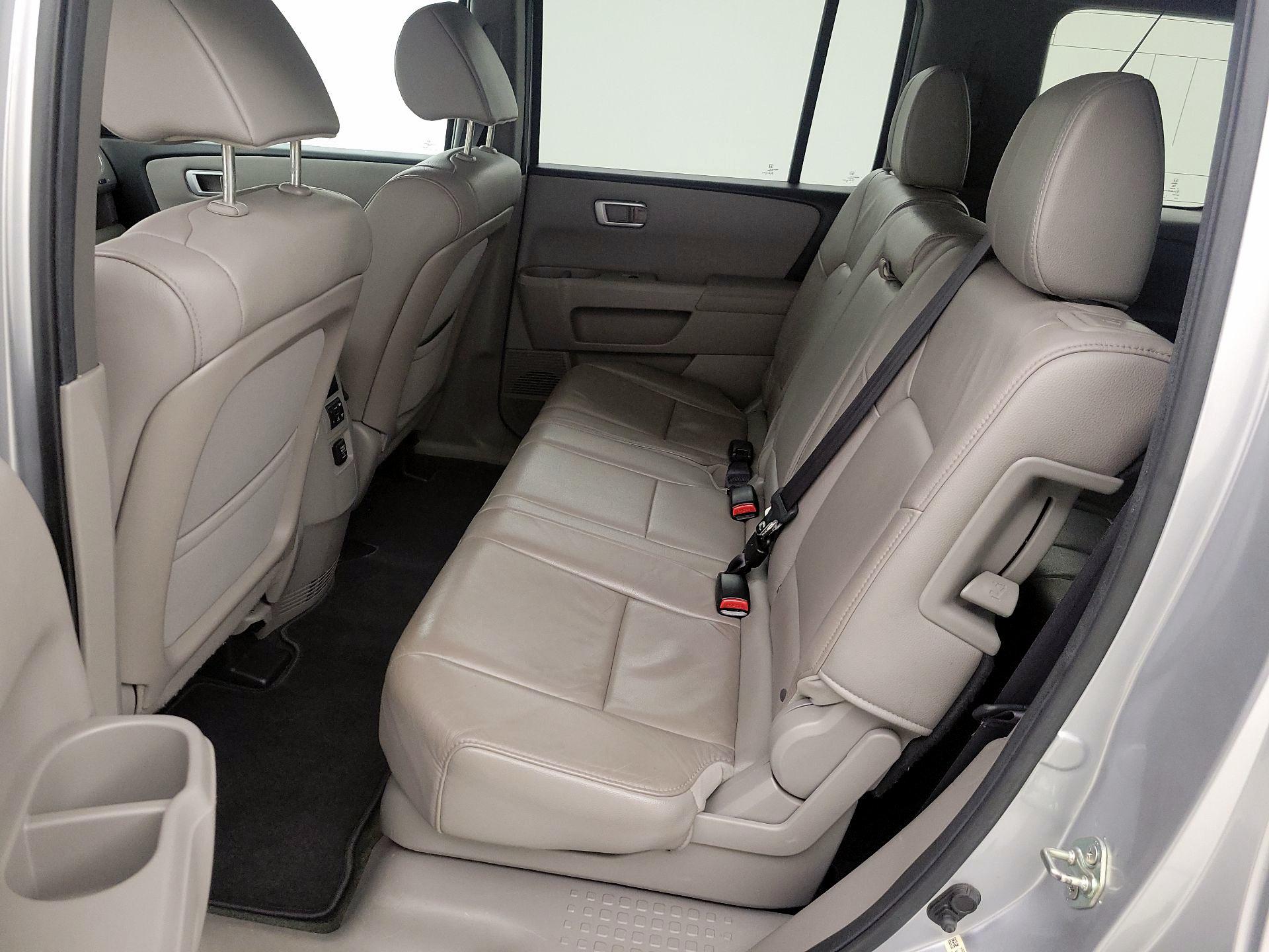 Thumbnail: 2014 Honda Pilot - 19