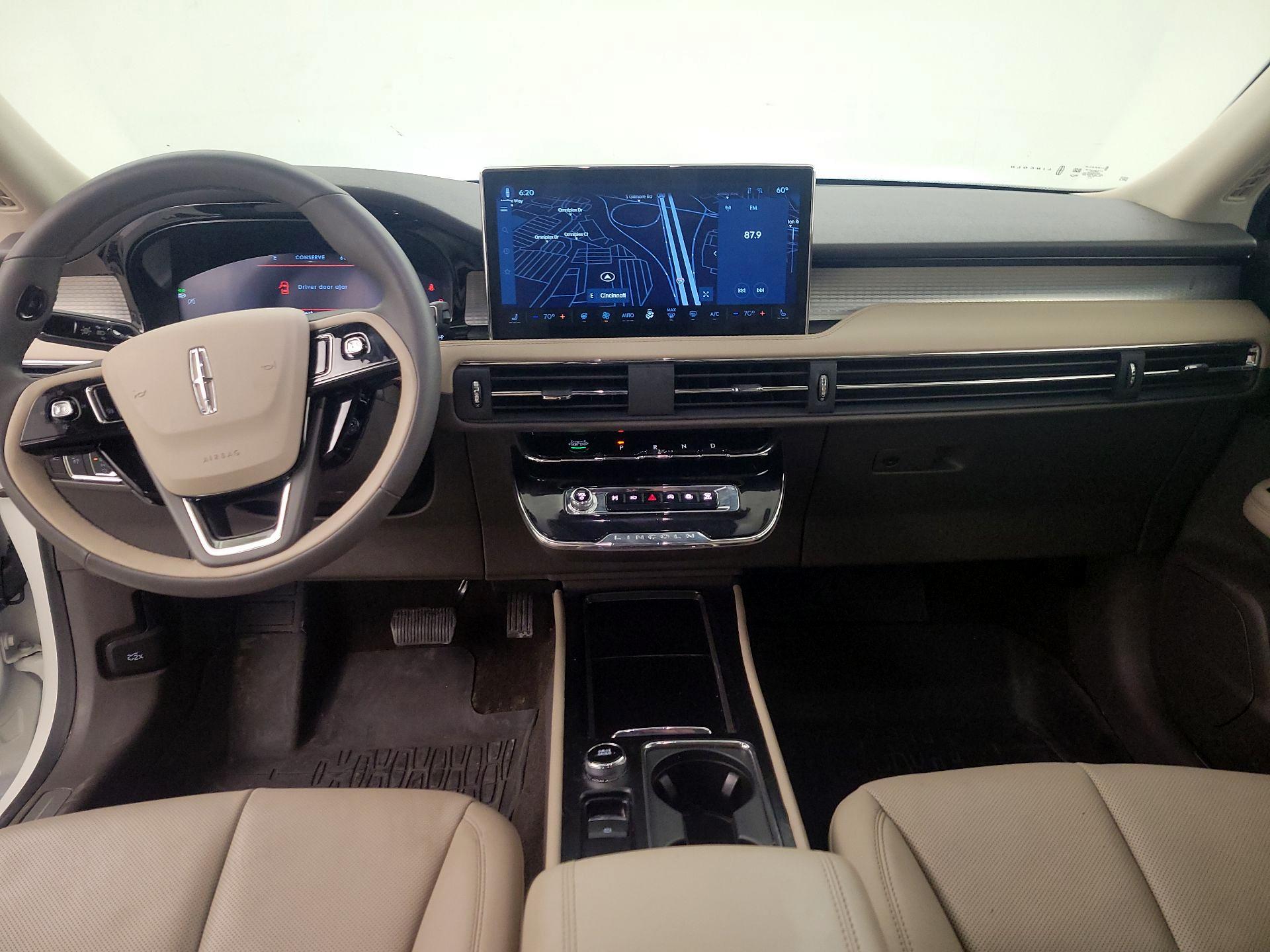 Thumbnail: 2024 Lincoln Corsair - 9