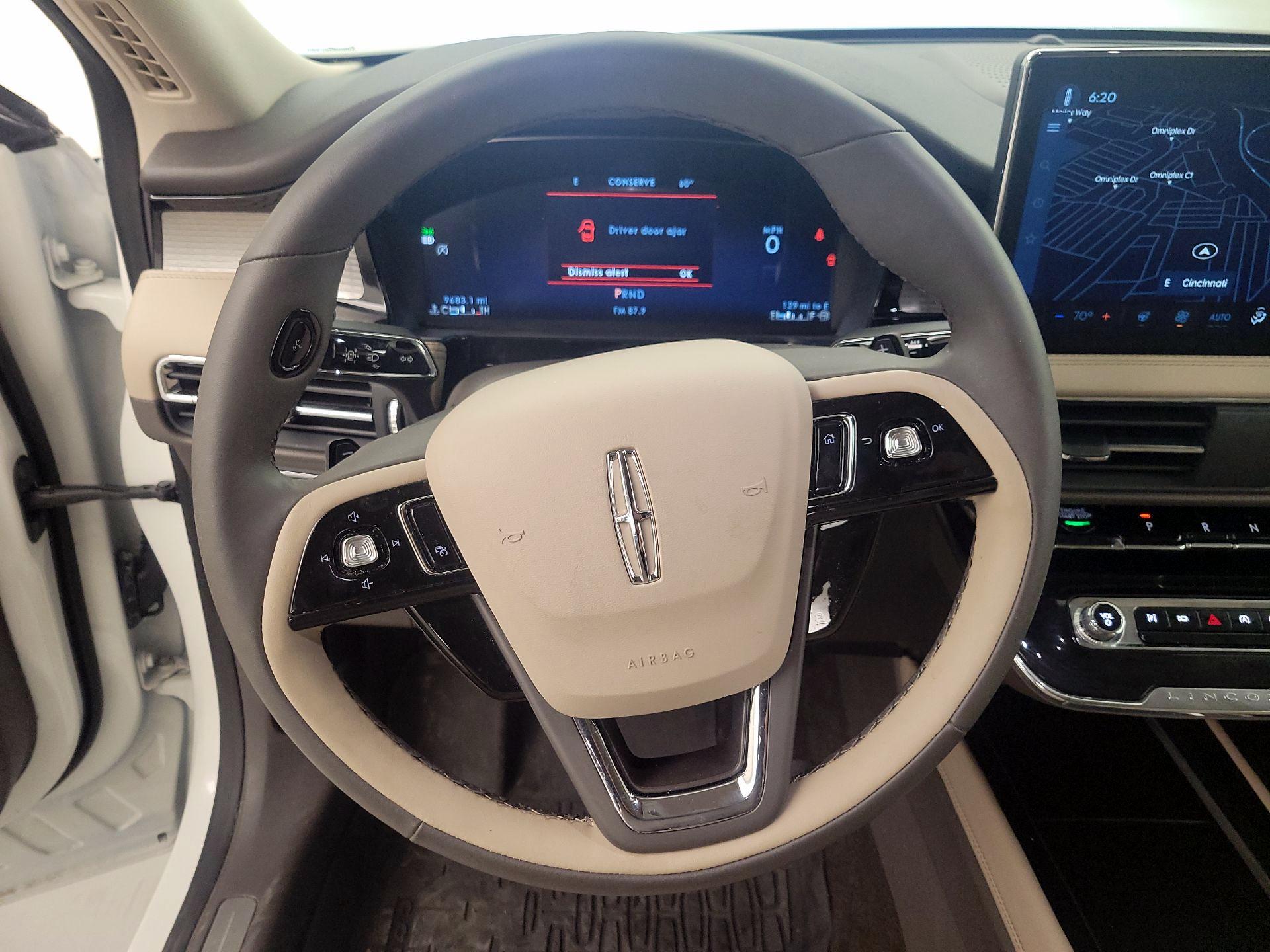 Thumbnail: 2024 Lincoln Corsair - 10