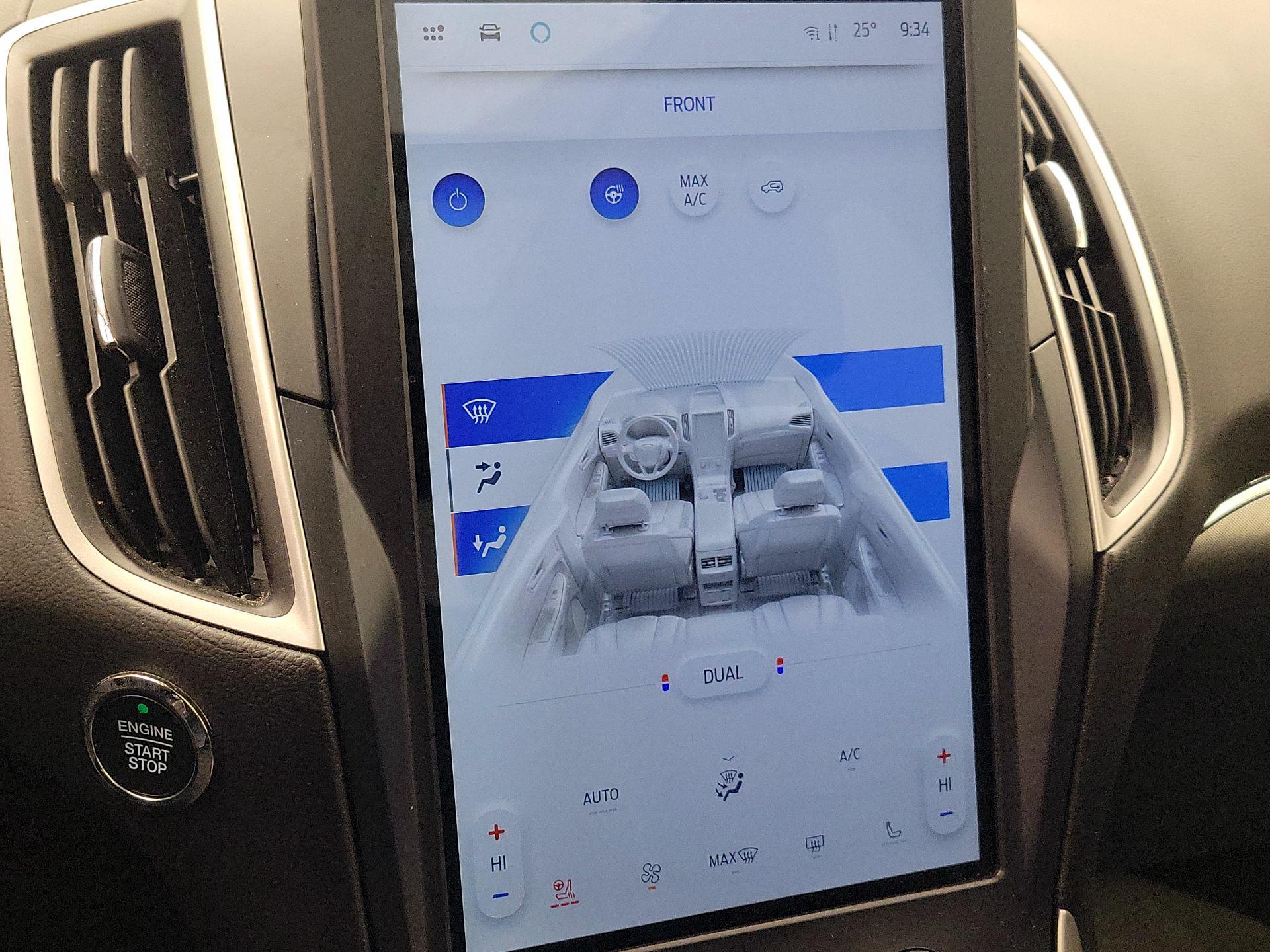 Thumbnail: 2022 Ford Edge - 16