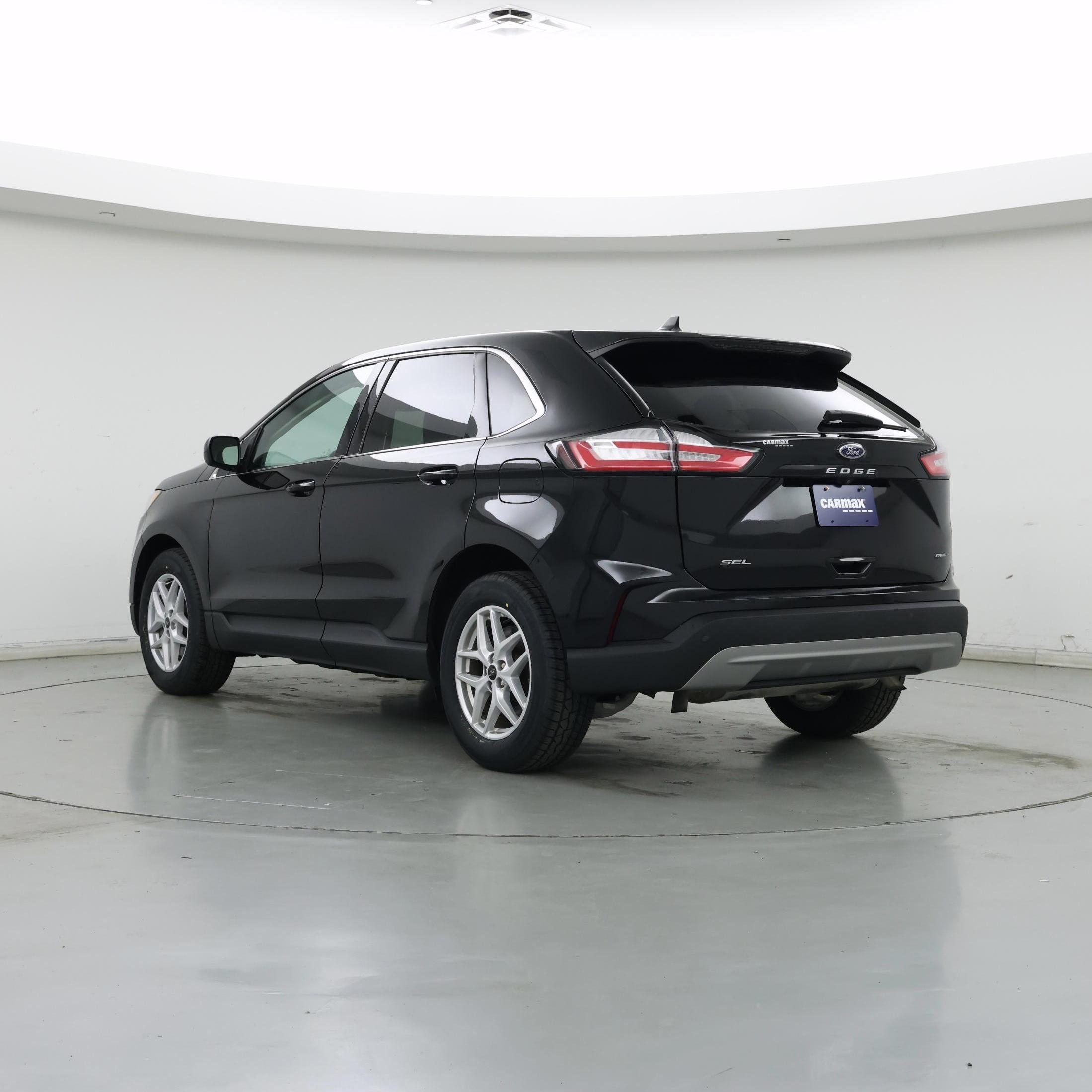 Thumbnail: 2023 Ford Edge - 2