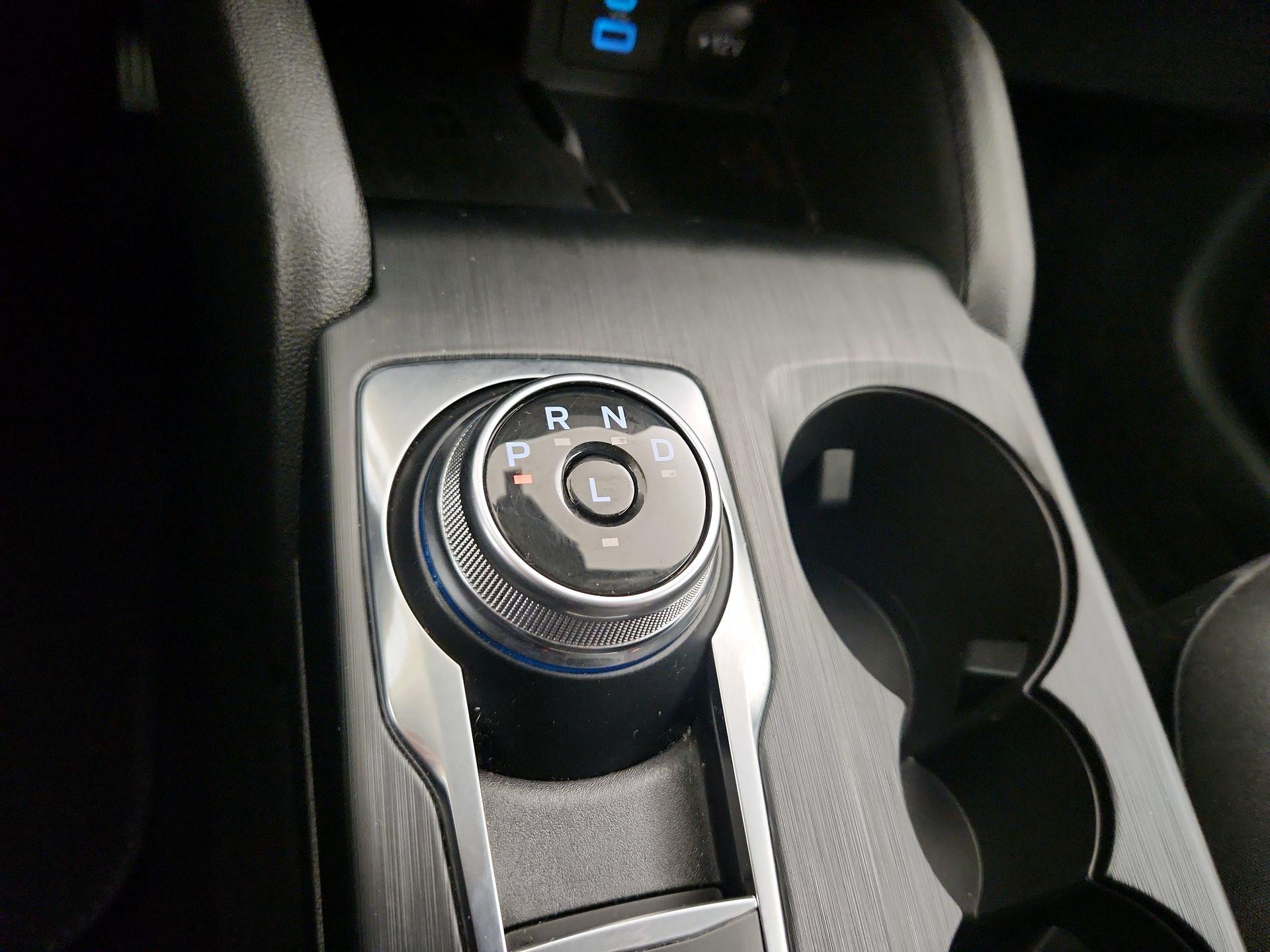 Thumbnail: 2023 Ford Escape - 18