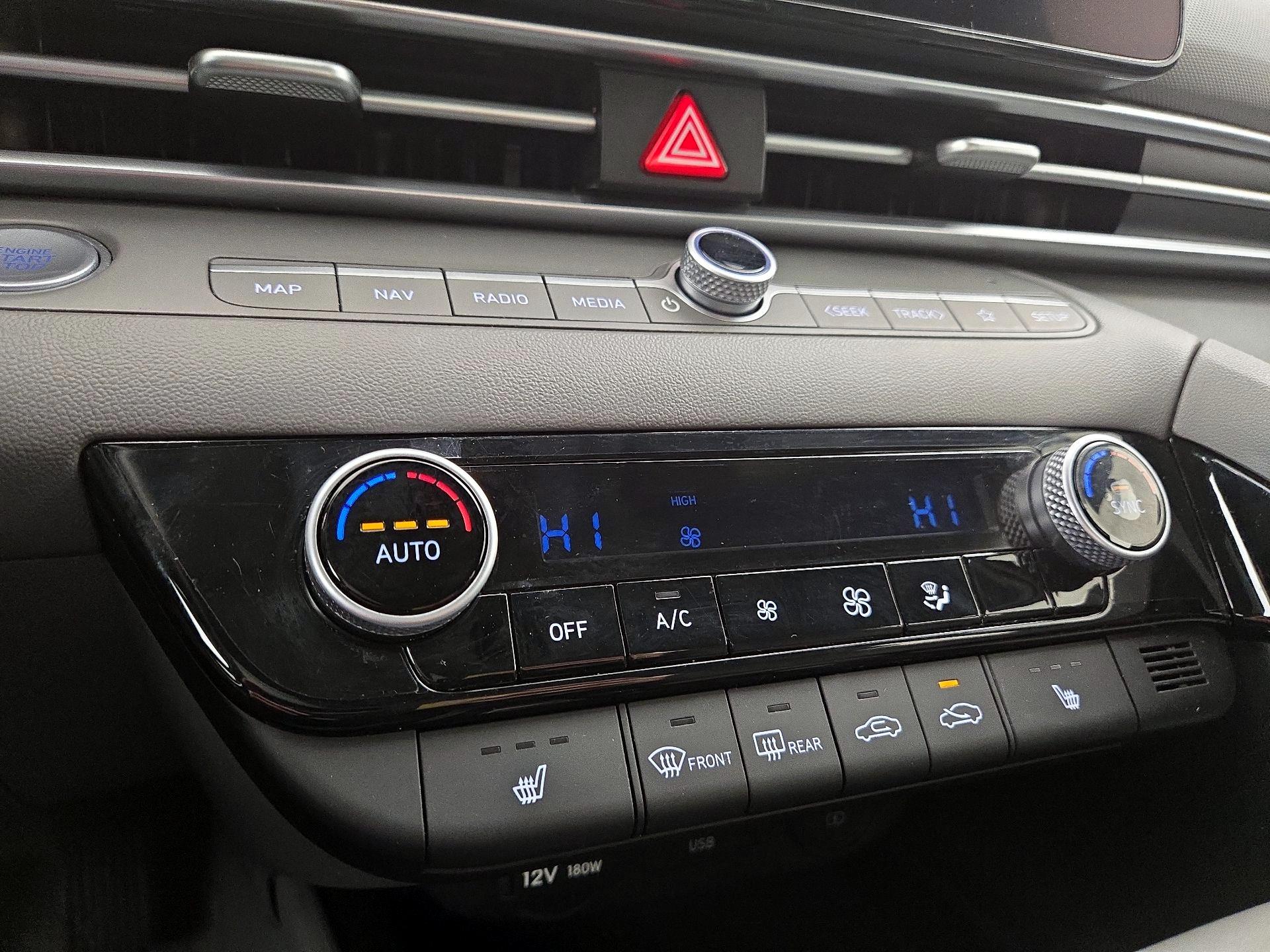 Thumbnail: 2023 Hyundai Elantra - 17